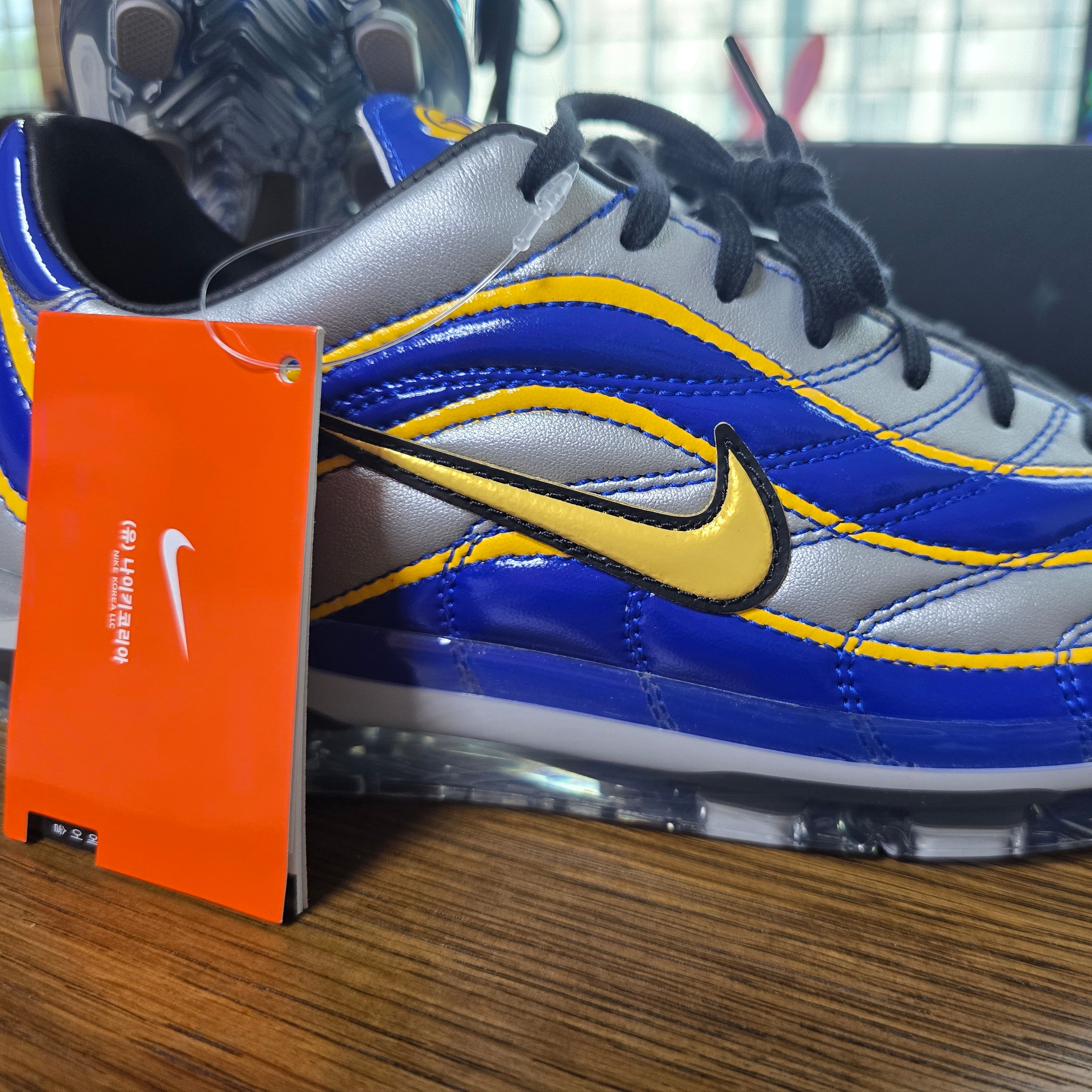 Nike Cryoshot Mercurial Vapor R9 OG Varsity Royal Varsity Maize 착용 스타일 - 2