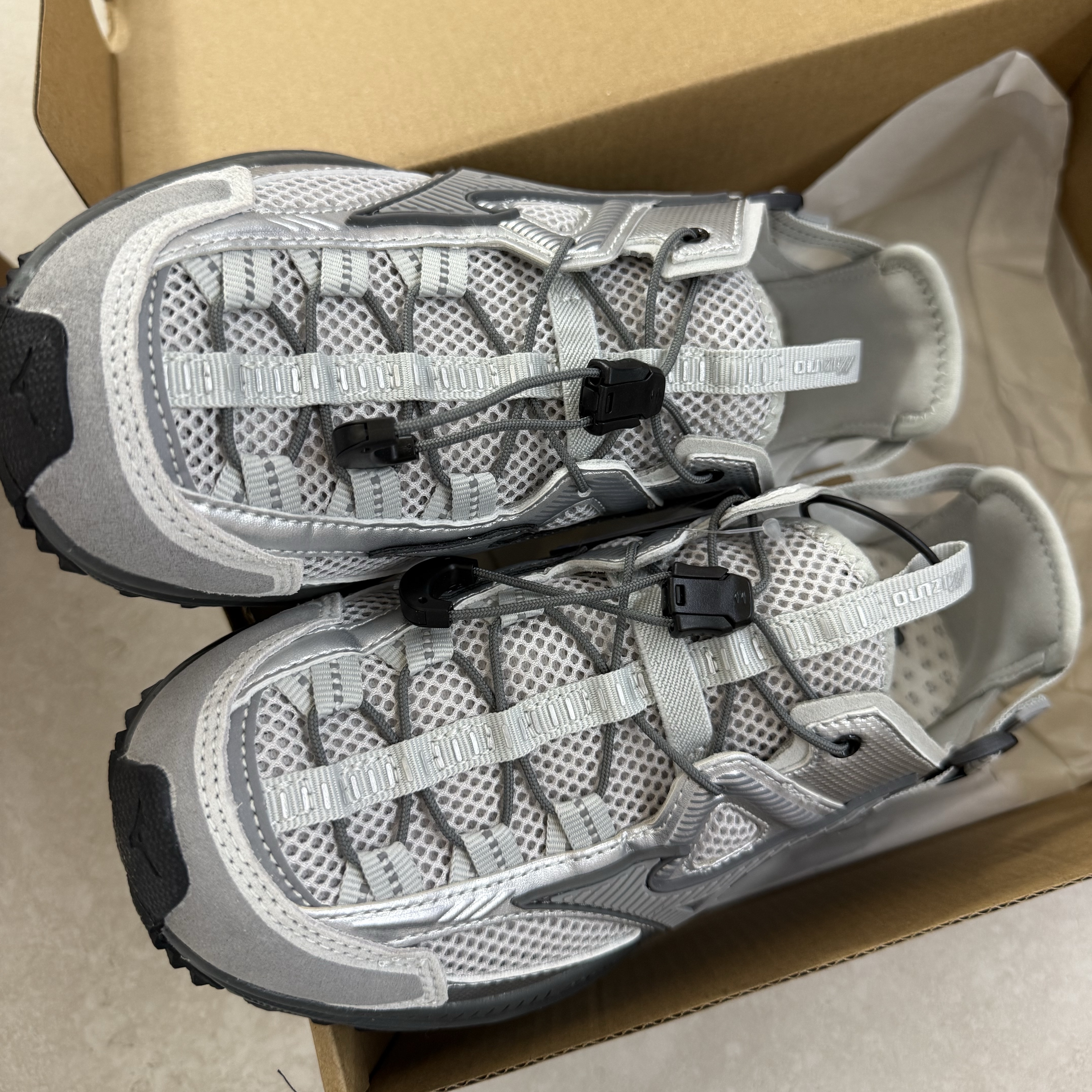 Mizuno Apex Trail Silver 착용 스타일 - 3
