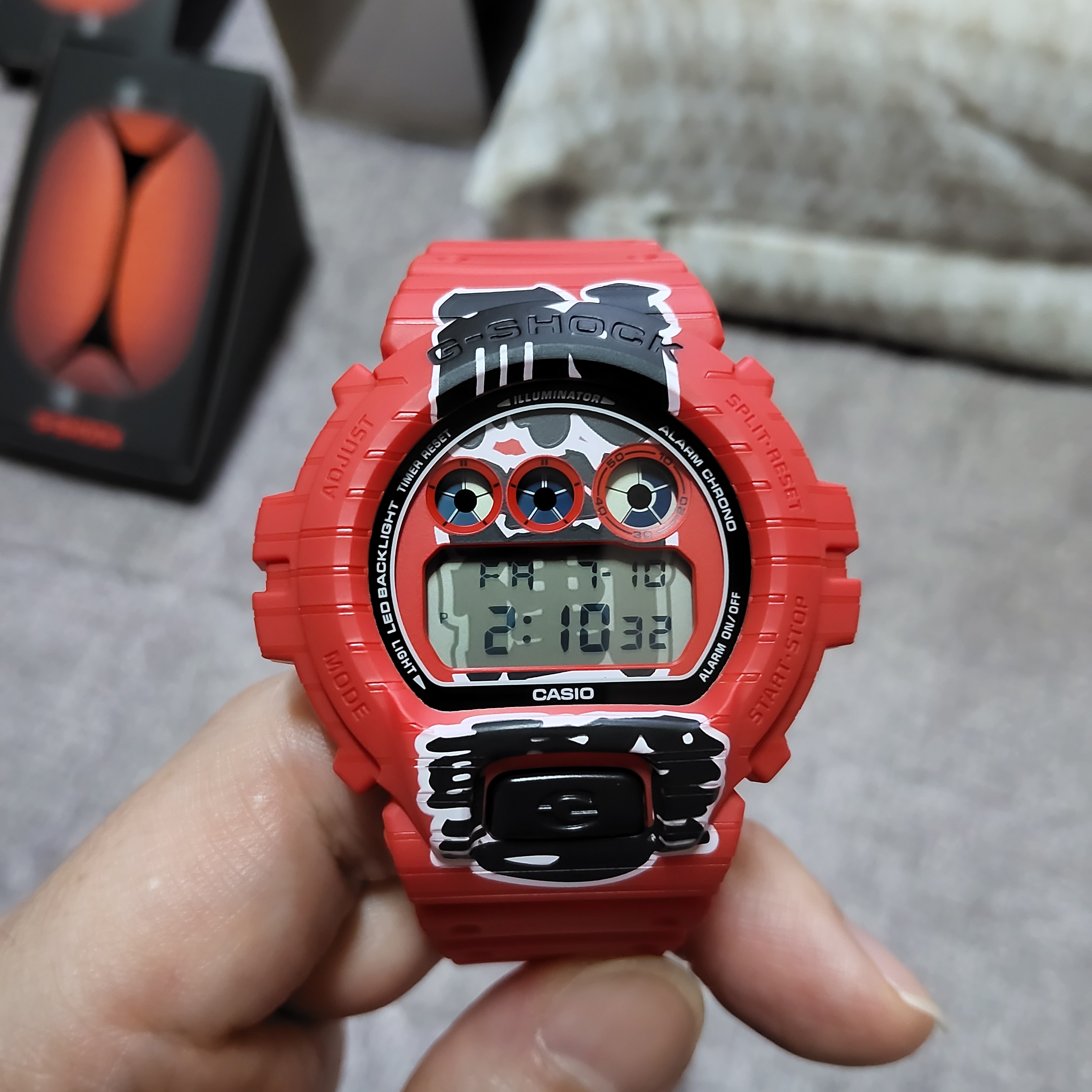 Casio G-Shock DW-6900AKA-4 착용 스타일 - 3