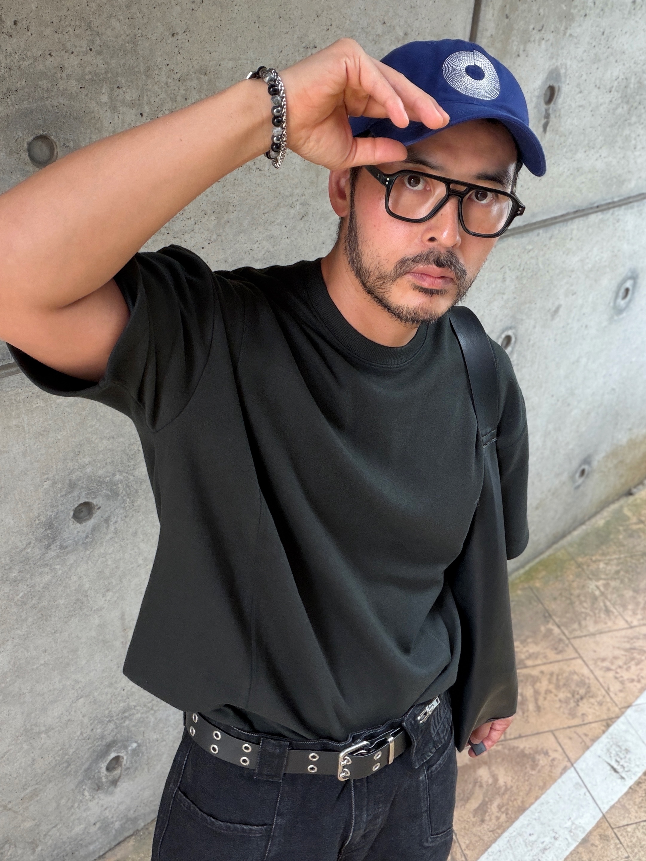 Curated Parade Uncircle Cap Blue 착용 스타일 - 6