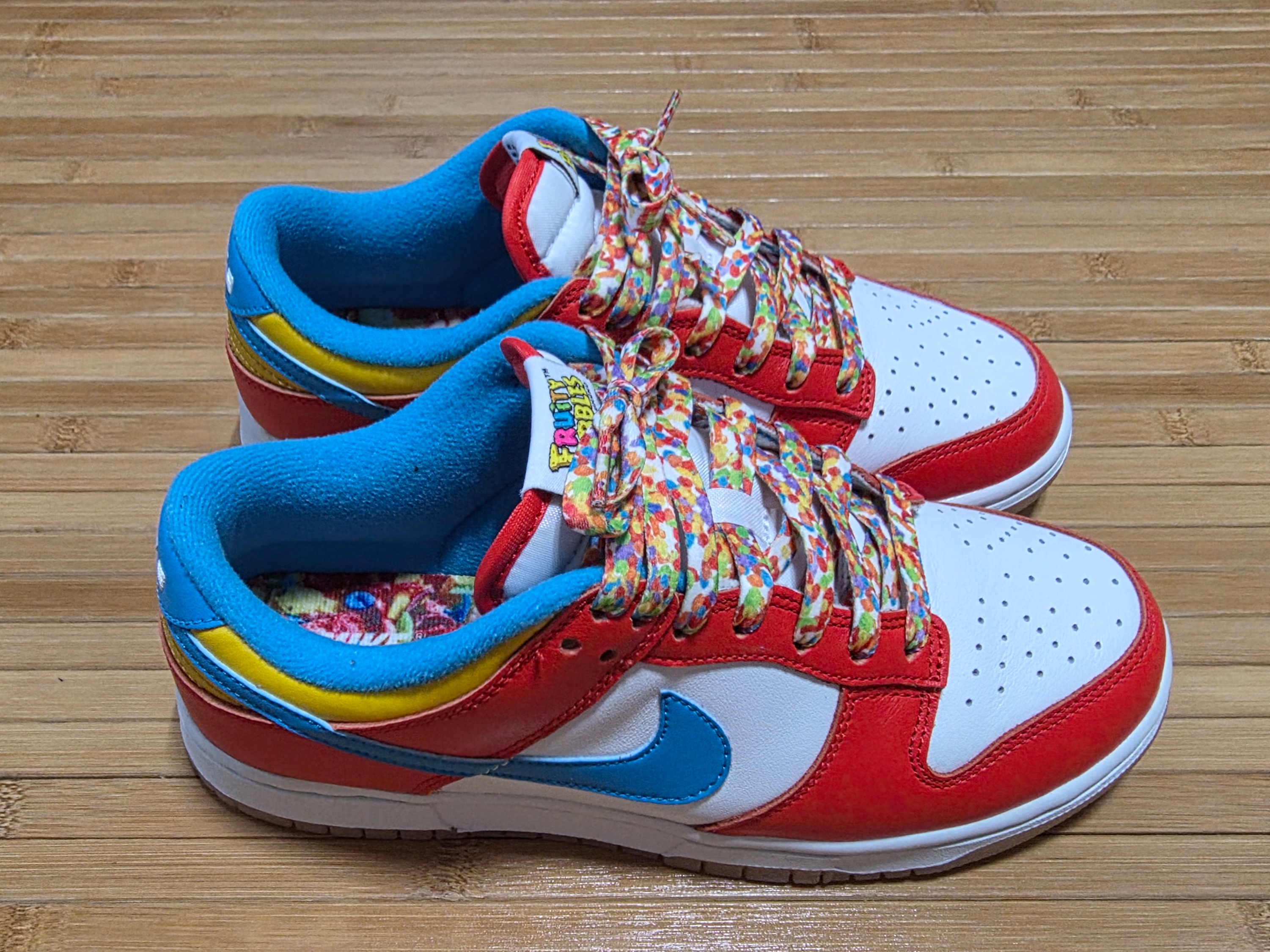 Nike x LeBron James x Fruity Pebbles Dunk Low QS Habanero Red 착용 스타일