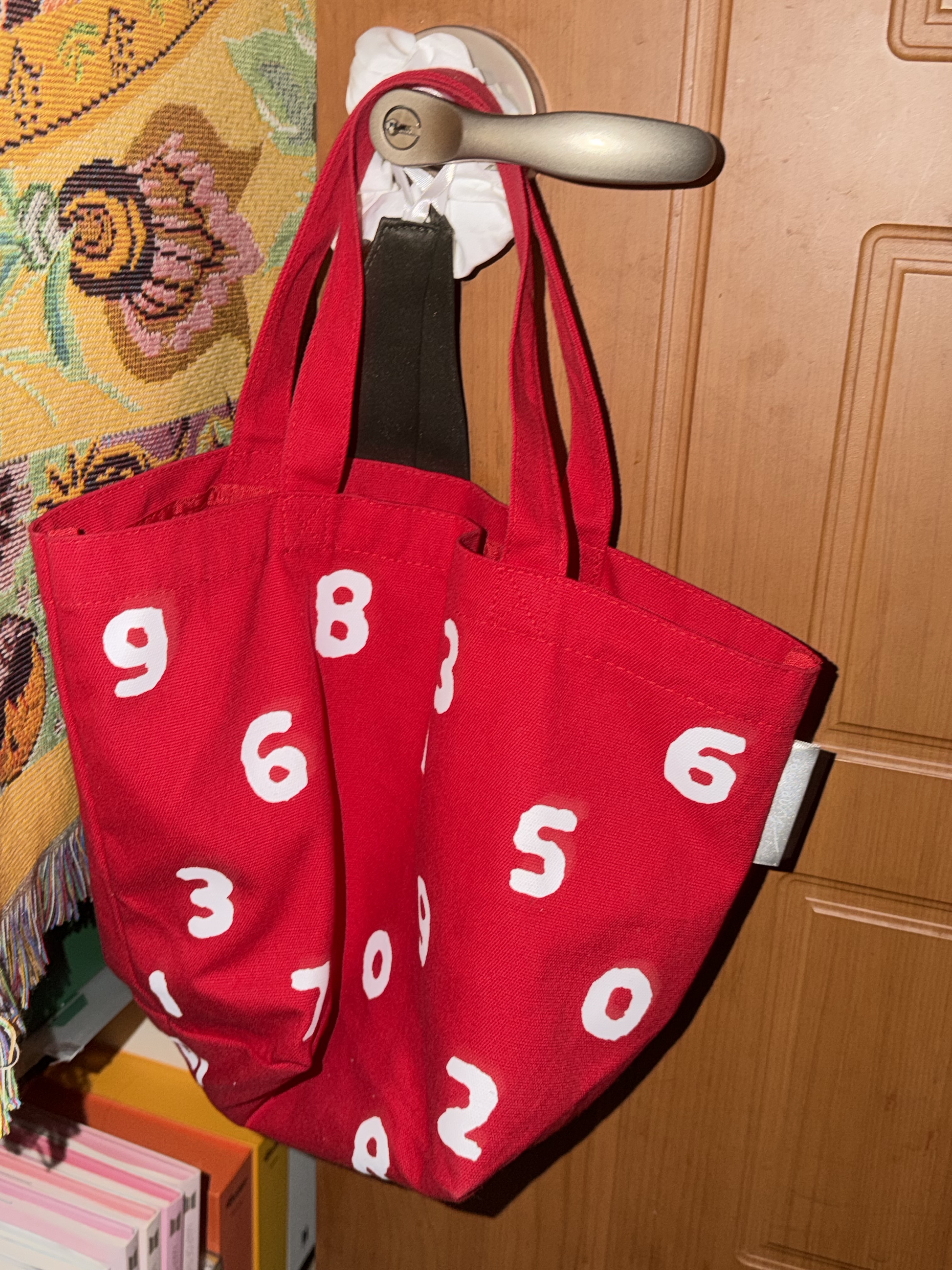 Sou Sou Promotion Canvas Small Tote Bag Red White 착용 스타일