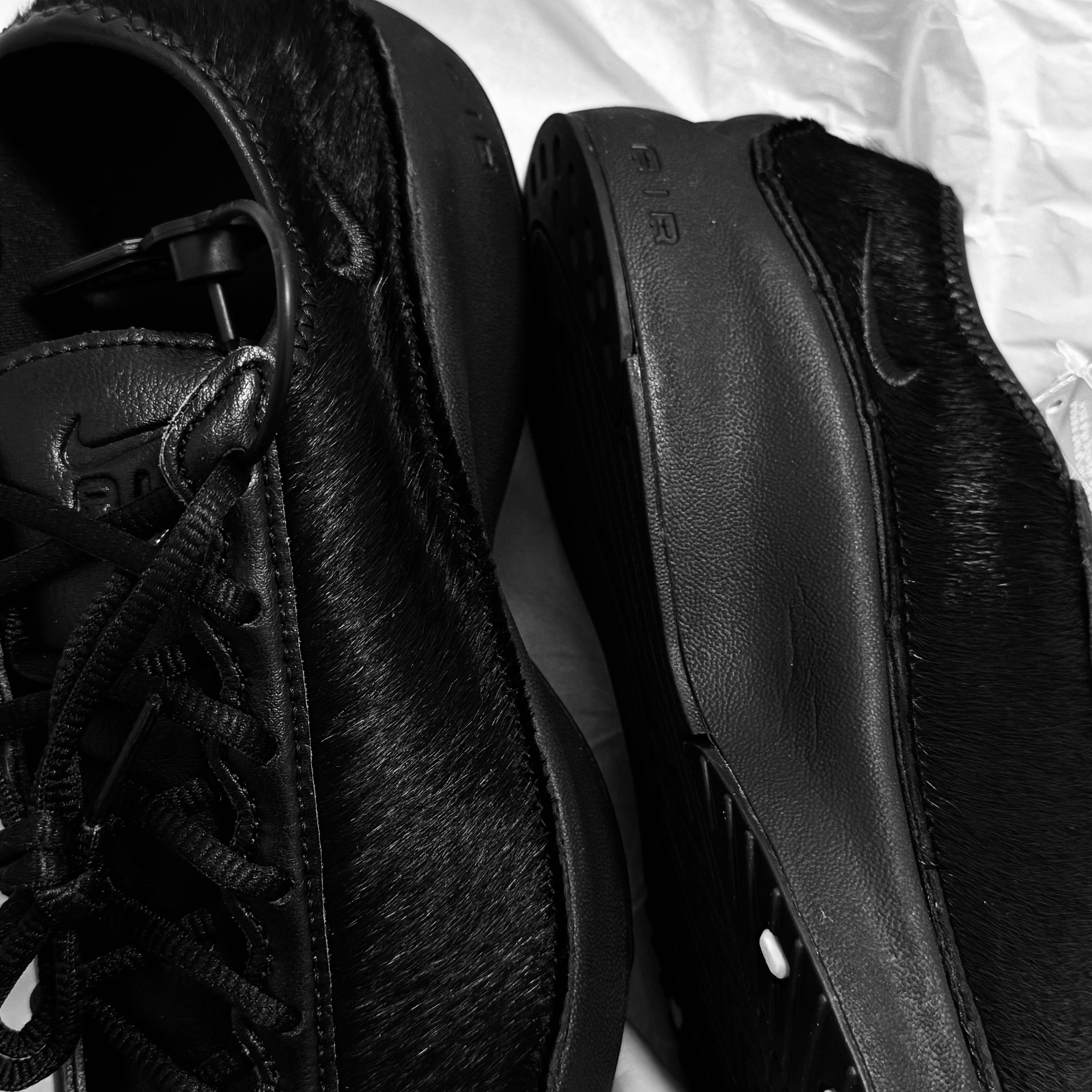 (W) Nike Air Superfly Black and Off Noir 착용 스타일 - 3