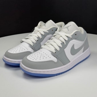 (W) Jordan 1 Low White Wolf Grey 착용 스타일