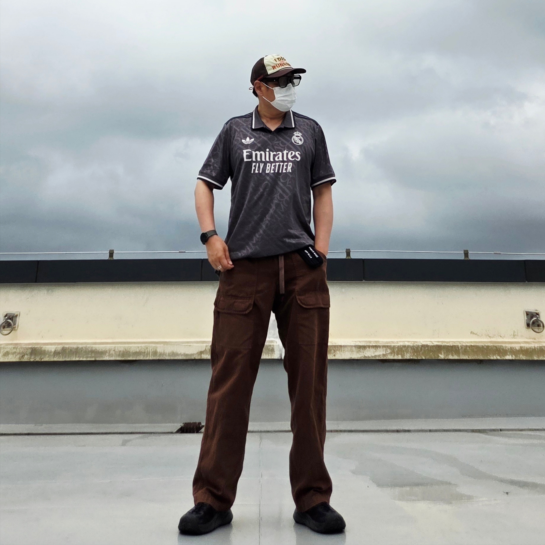 Alex Zono I Dig Running Trucker Hat OG Brown - CapeTown, Adidas Real Madrid 2024/25 3rd Jersey Charcoal - KR Sizing (Non Marking Ver.) 착용 스타일 - 2