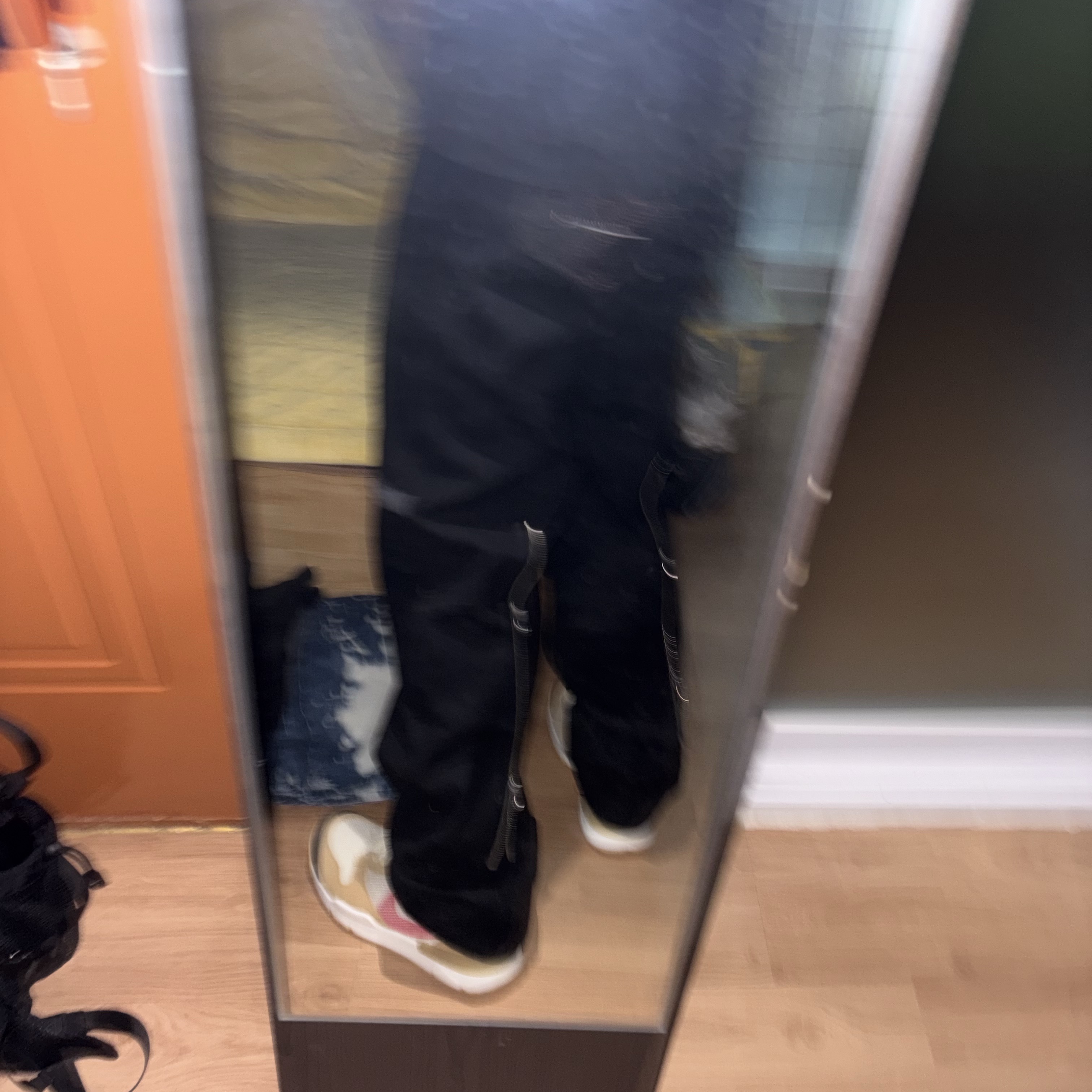 Nike x Tom Sachs Mars Yard Shoe 3.0 Space Camp, Nike Air Force 1 Mid QS University Red and Midnight Navy 착용 스타일 - 1