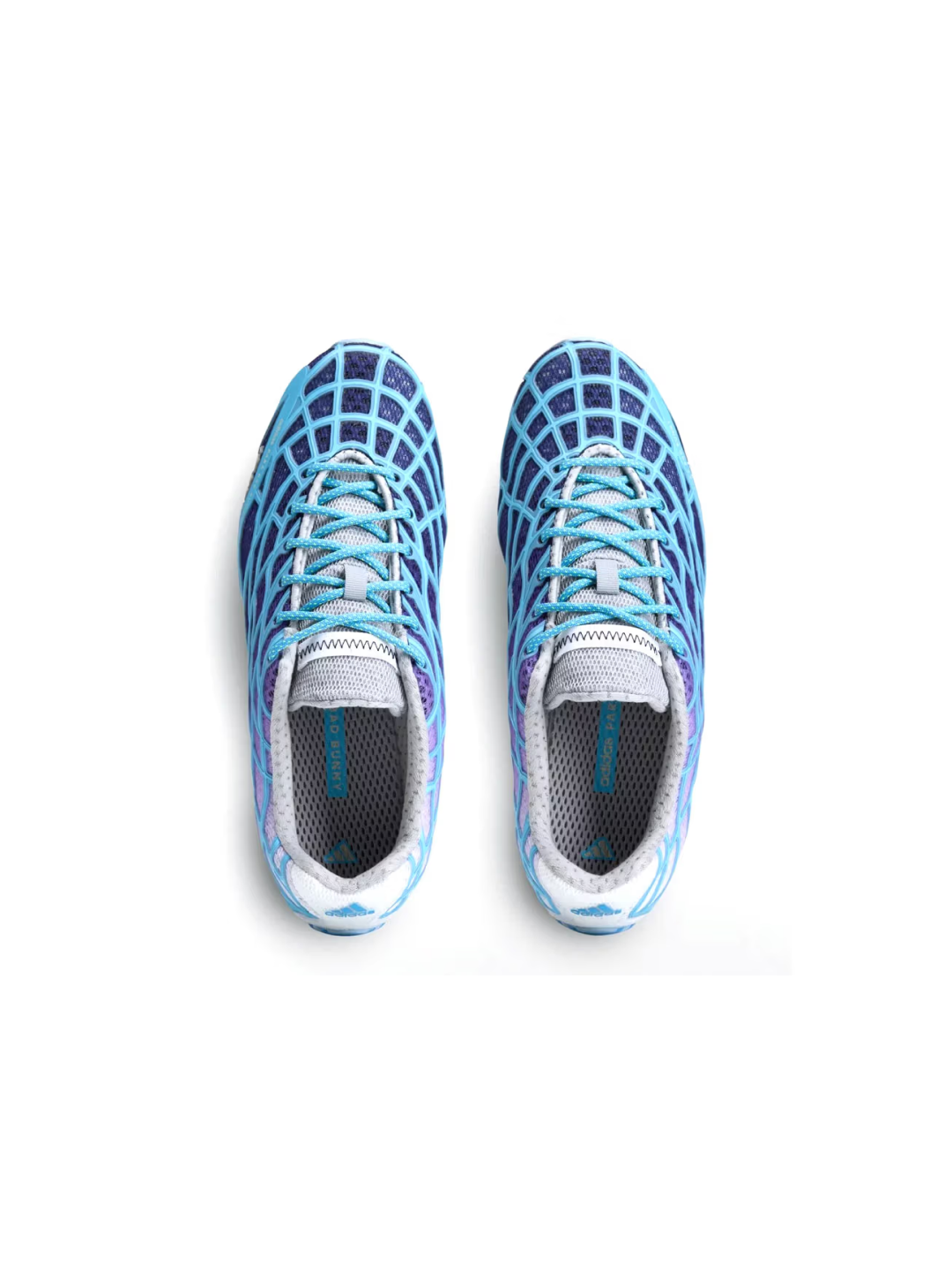 Adidas x Bad Bunny F50 Ghost Sprint Dark Marine 착용 스타일 - 3