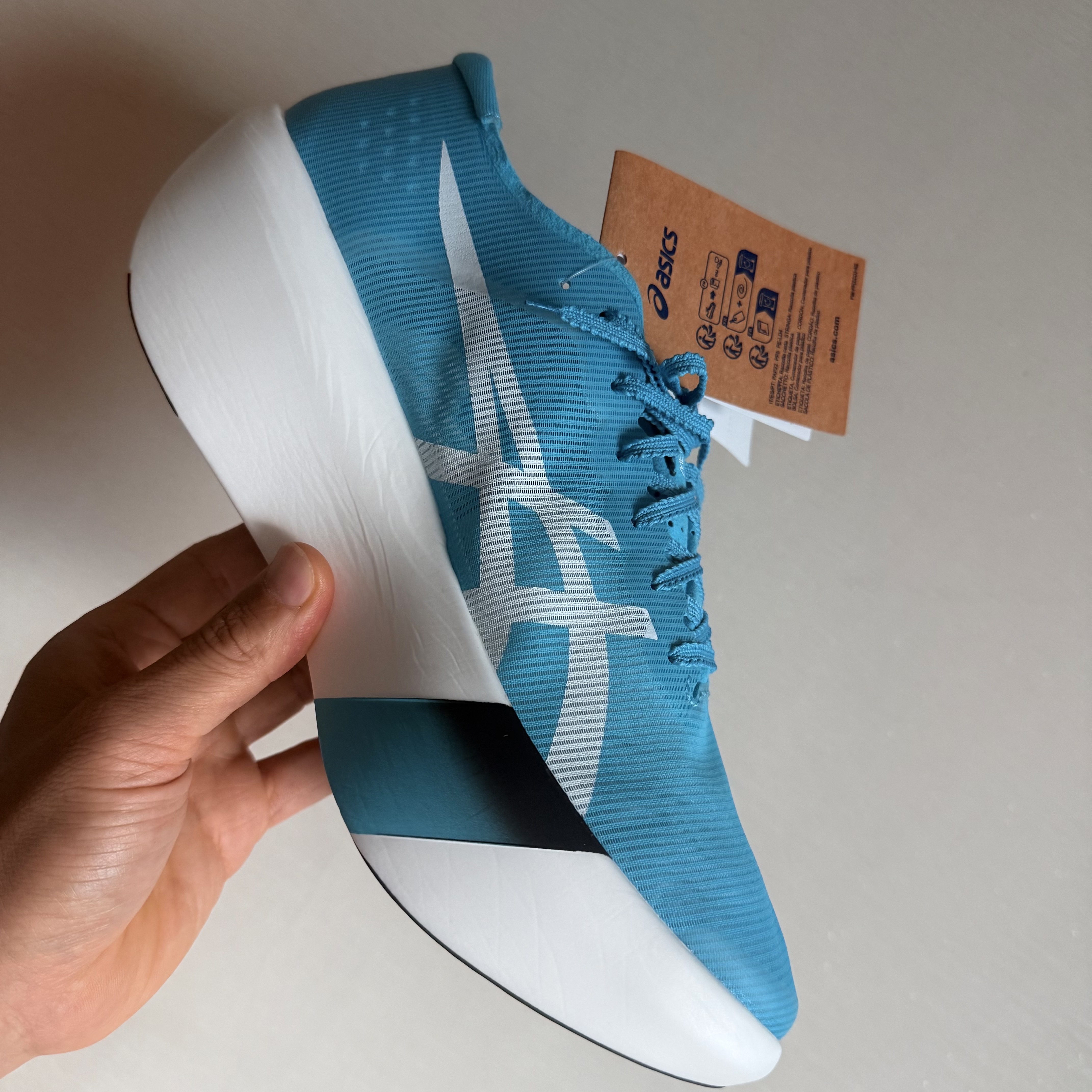 Asics Metaspeed Ray Aquarium White 착용 스타일 - 7