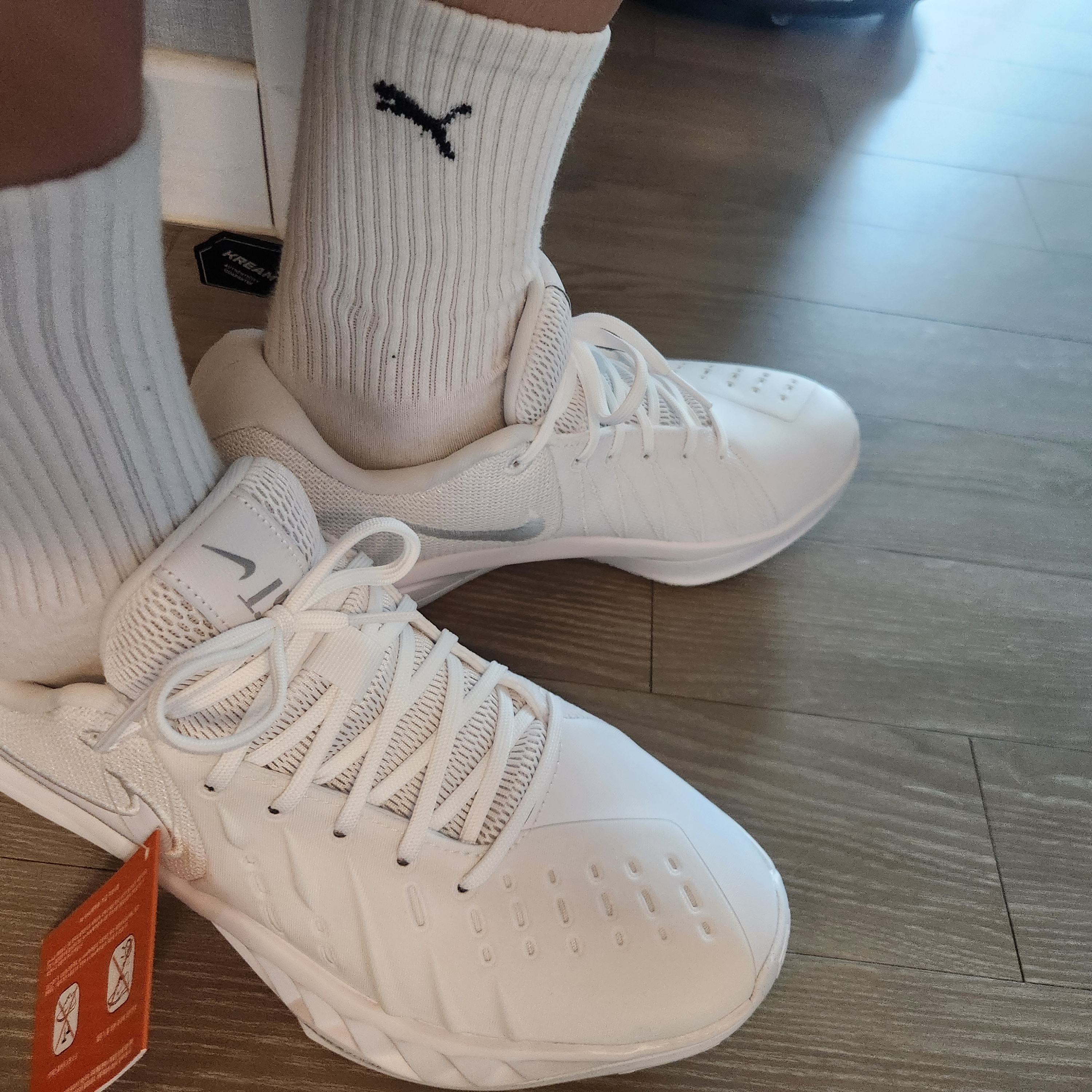 Nike G.T. Cut Academy 2 EP White Wolf Grey 착용 스타일 - 2