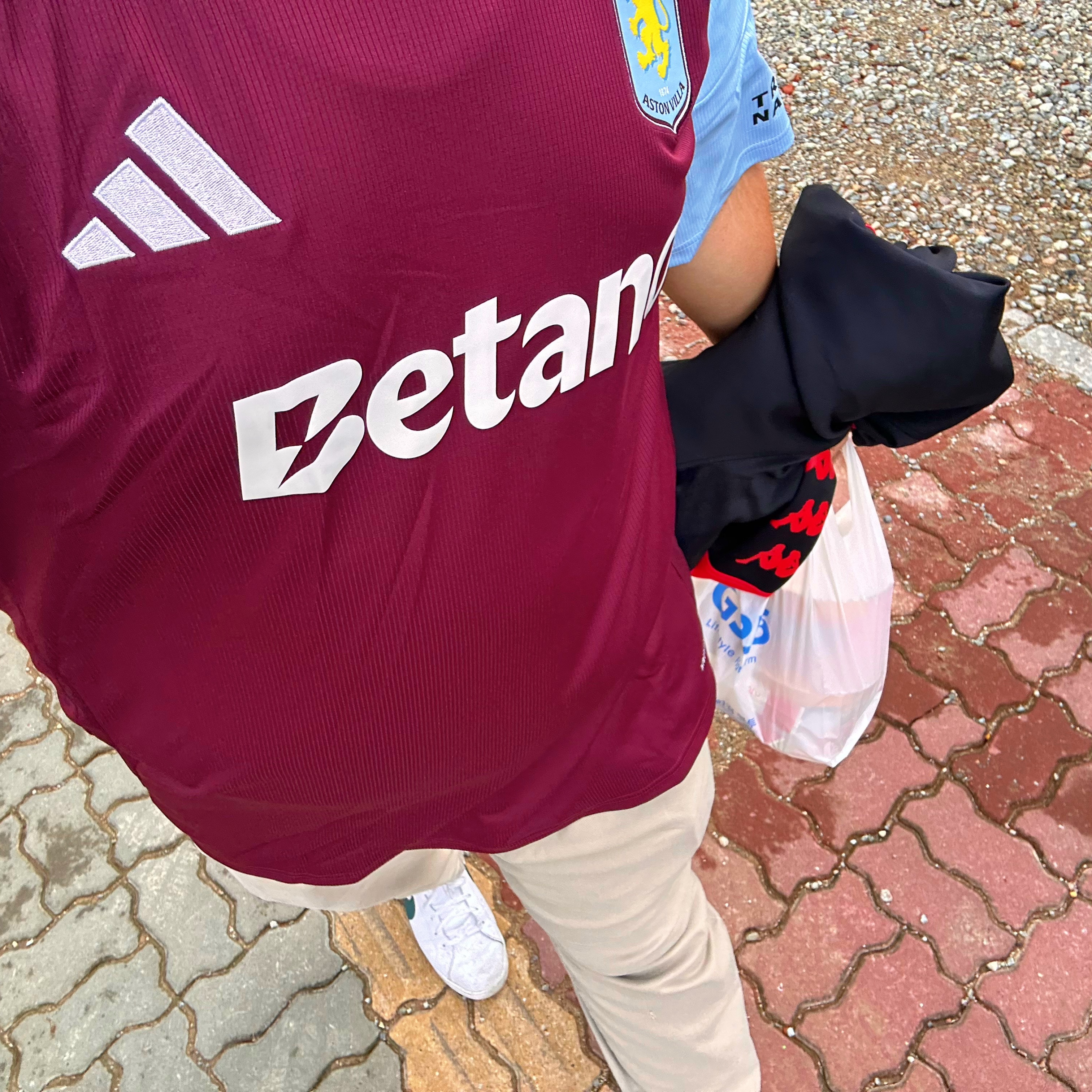 Nike Court Royale 2 White Dark Teal Green, Adidas Aston Villa FC 2024/25 Home Jersey Maroon Glow Blue - US Sizing (Non Marking Ver.) 착용 스타일