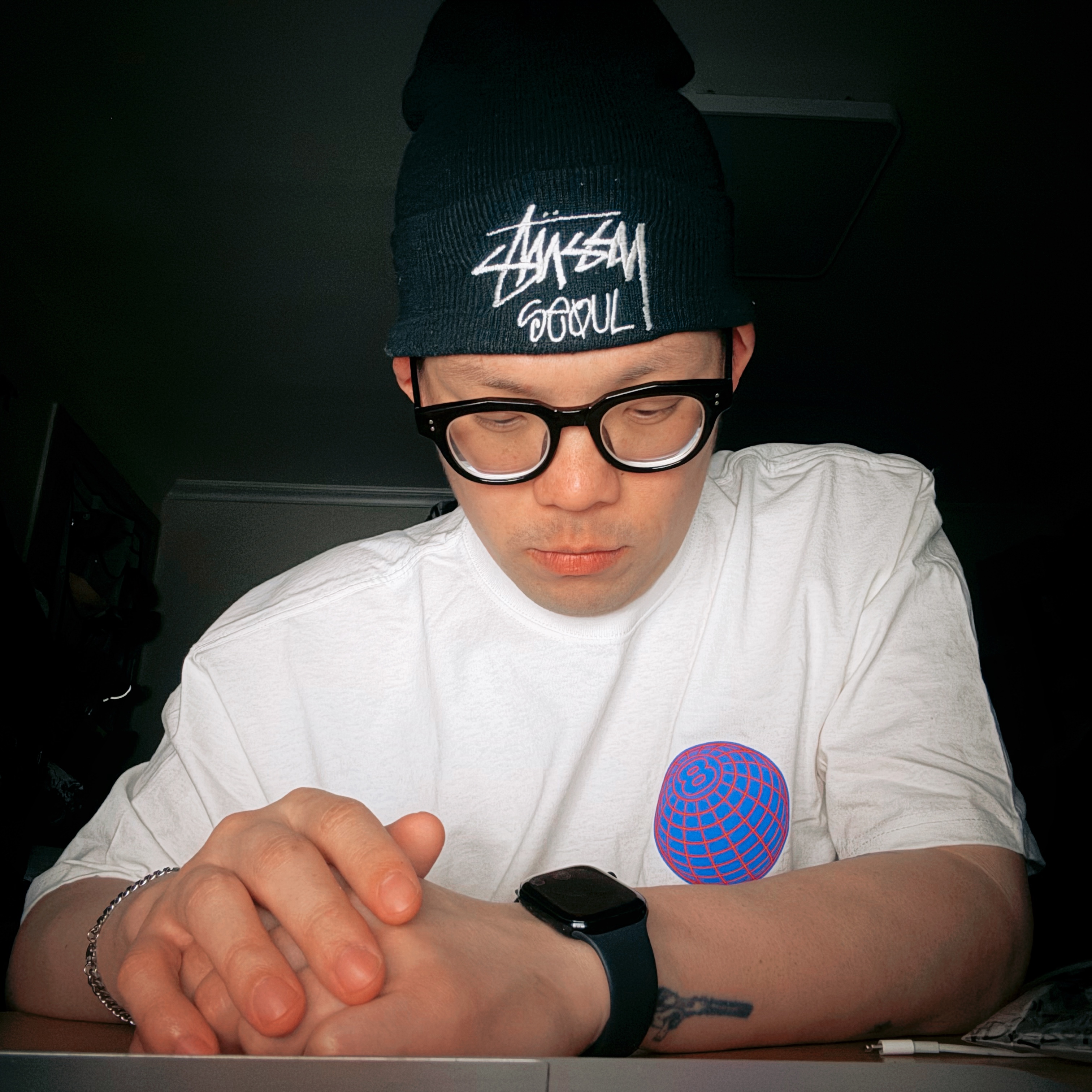 Stussy Nalgene Water Bottle Black, Nike LD-1000 Black White 착용 스타일 - 3