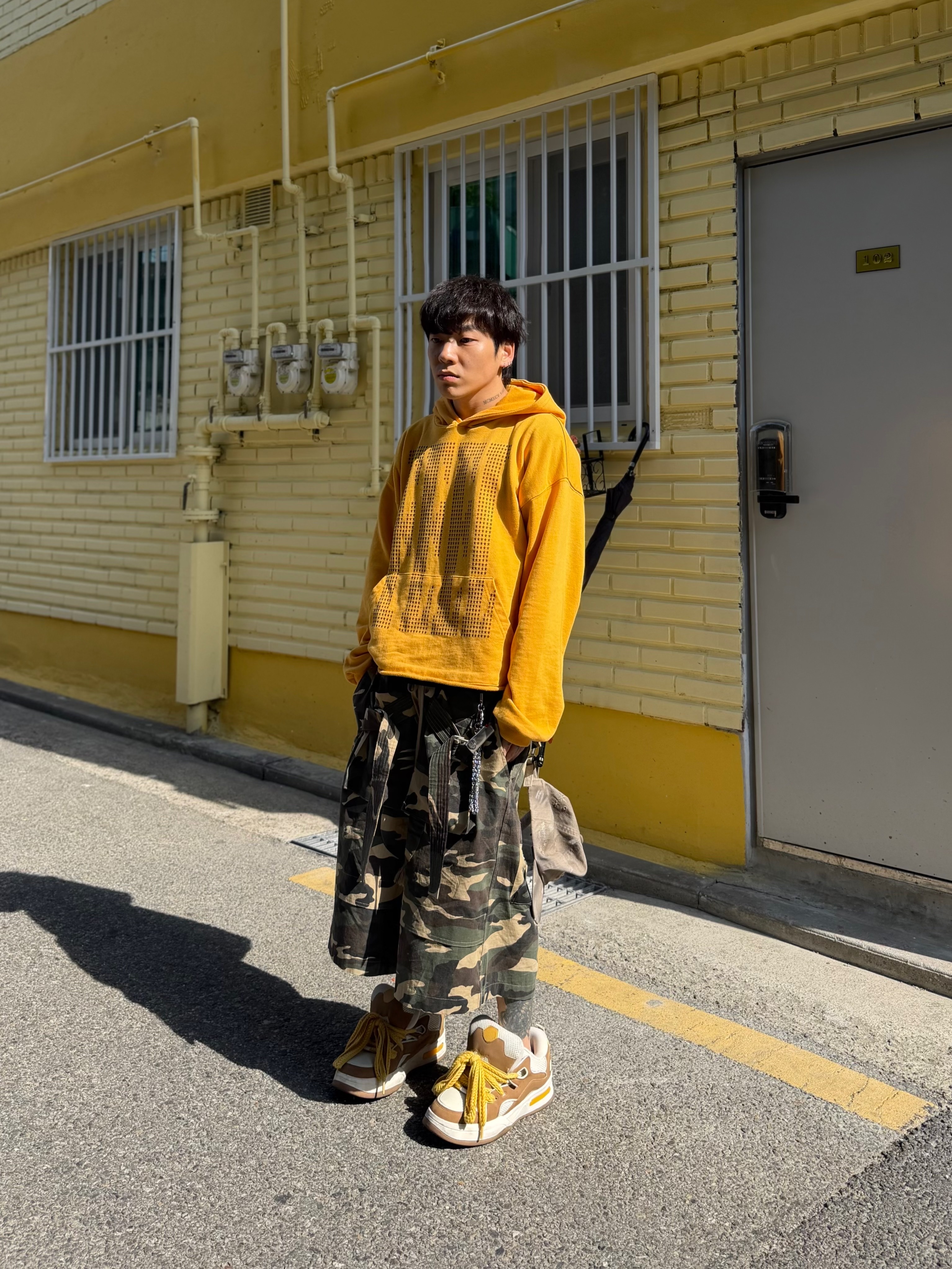 Wapworks Field Safety Bermuda Camo 착용 스타일 - 5