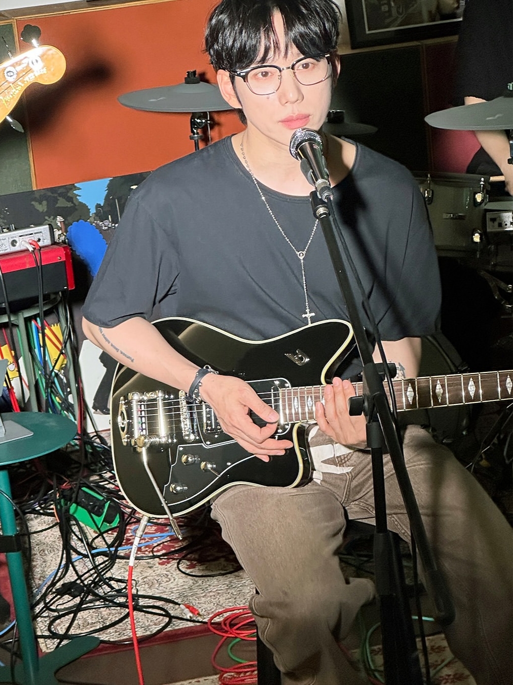 [예약 배송] TEE RING JAY Rosicrucian Rosary Necklace 착용 스타일