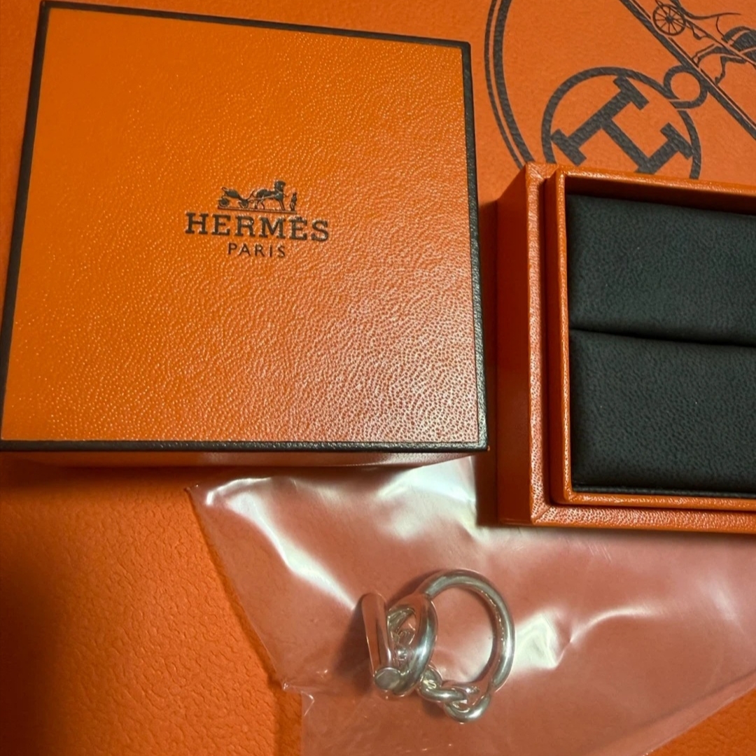 (W) Hermes Medium Echappee Ring Sterling Silver 착용 스타일