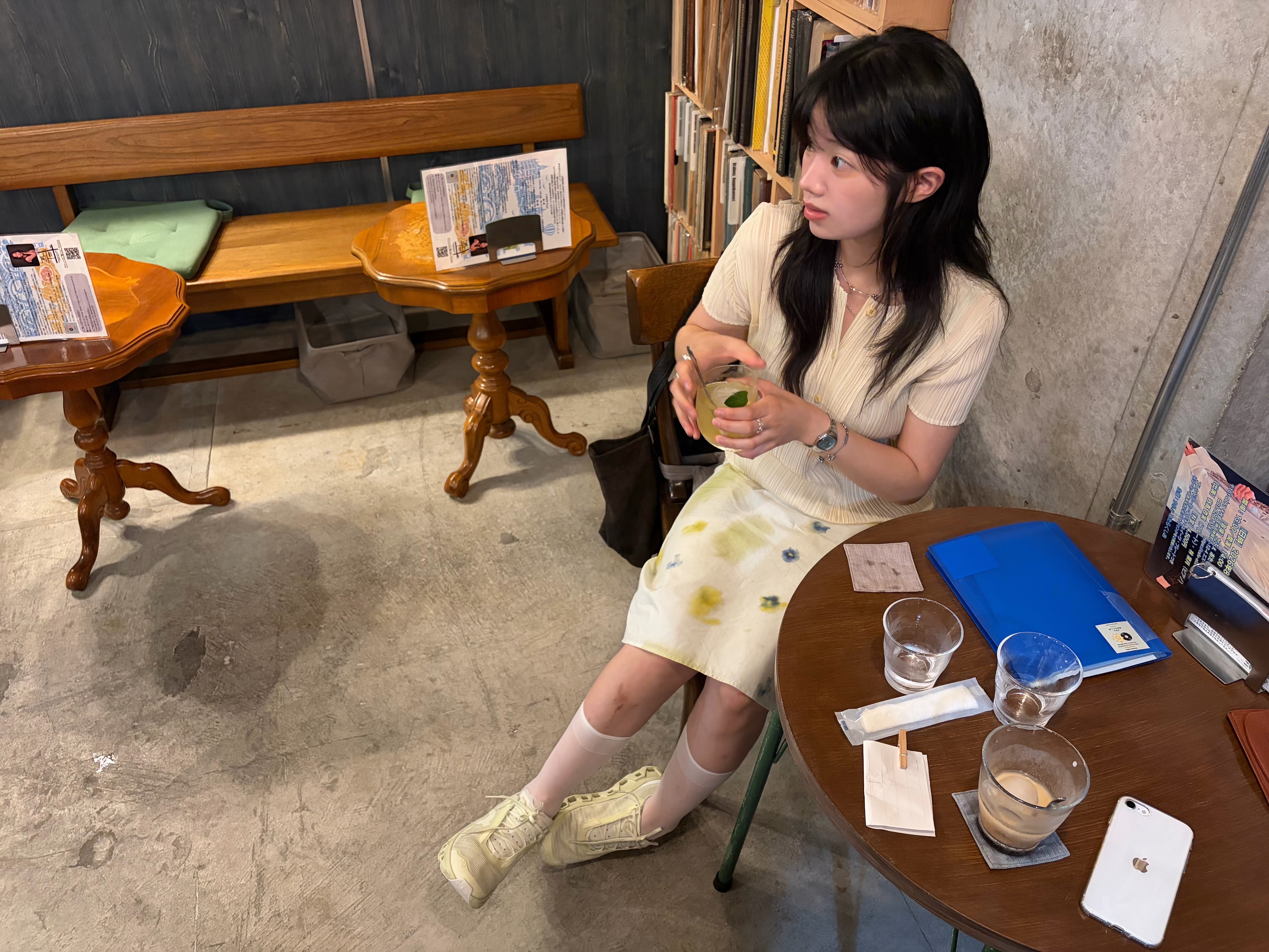(W) On Running Cloudmonster Void Seedling Linen 착용 스타일 - 1