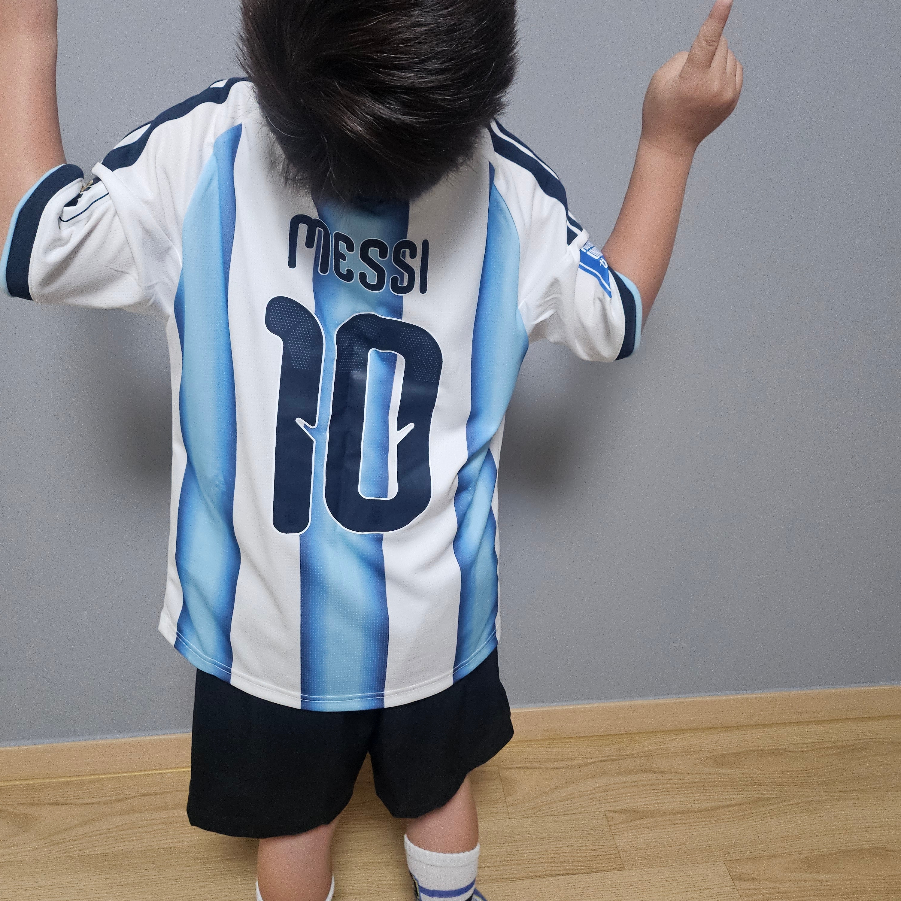 Adidas Argentina 2022 3 Star Home Authentic Jersey White Light Blue - KR Sizing (Non Marking Ver.), Nike Cryoshot Mercurial Vapor R9 OG Varsity Royal Varsity Maize 착용 스타일 - 2