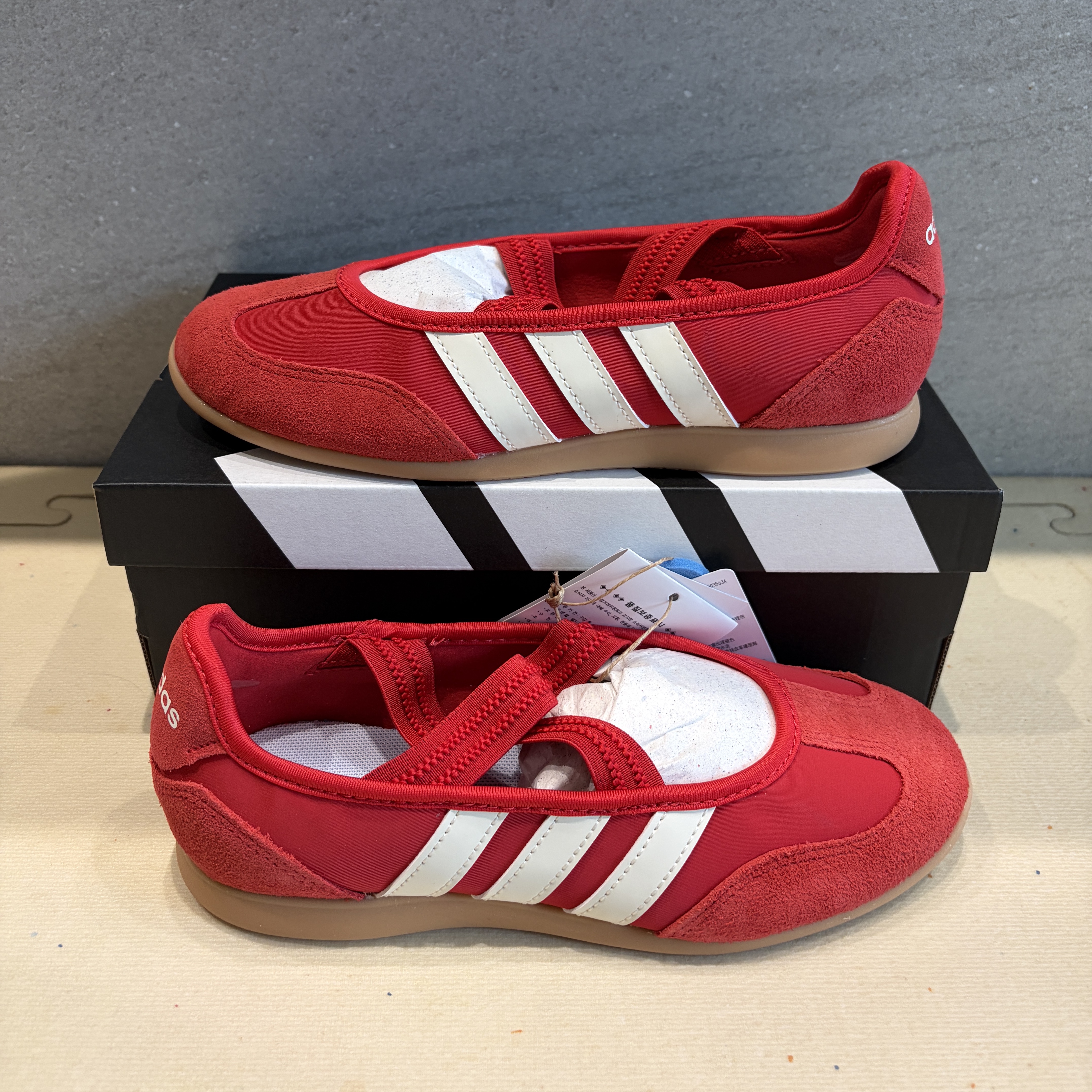 (W) Adidas Samba Jane Better Scarlet Team Victory Red 착용 스타일 - 1