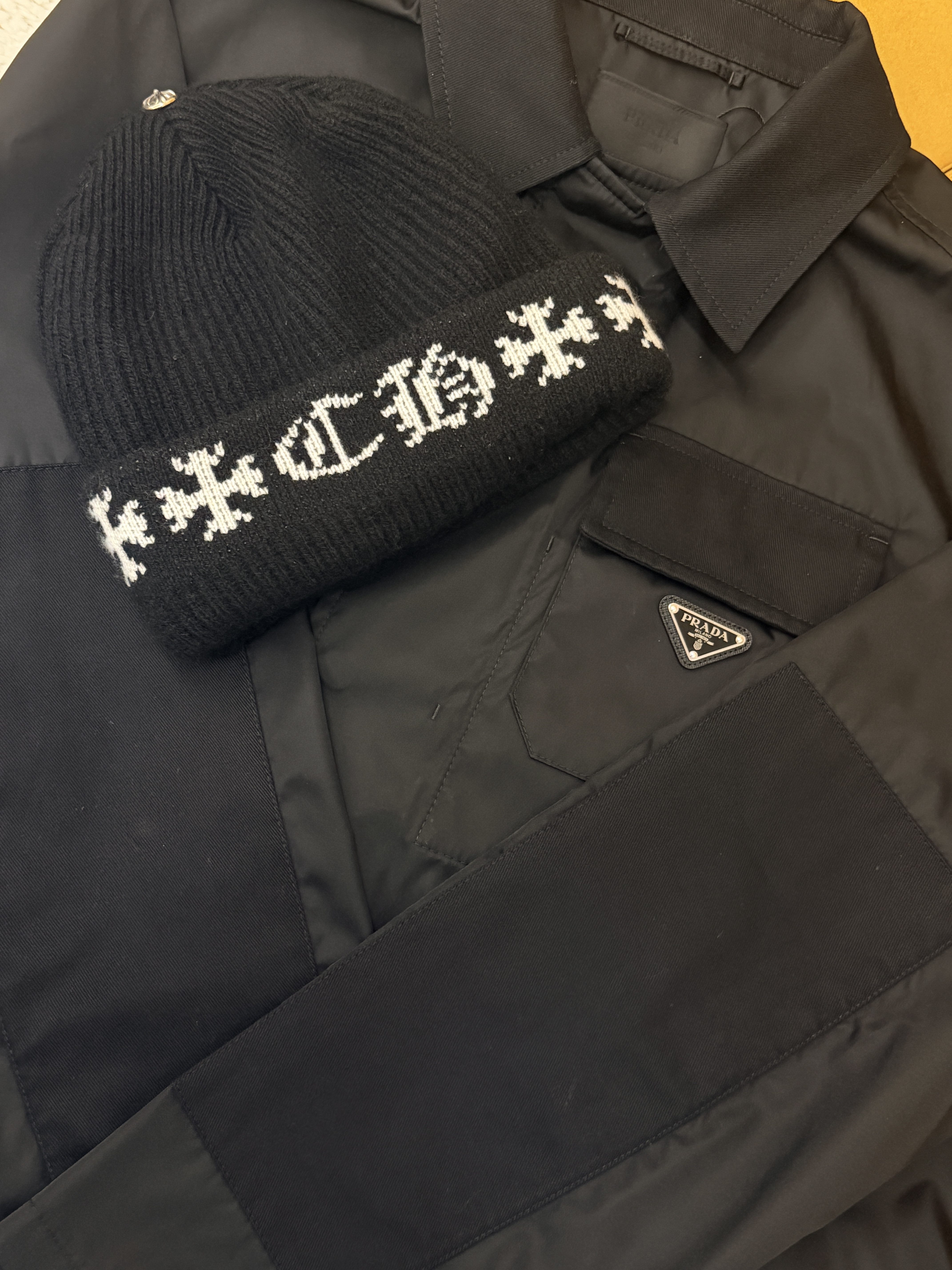 Prada Re-Nylon Jacket Black, Chrome Hearts Big Daddy Cashmere Beanie Black - New York Exclusive(Cross Top Button Ver.) 착용 스타일