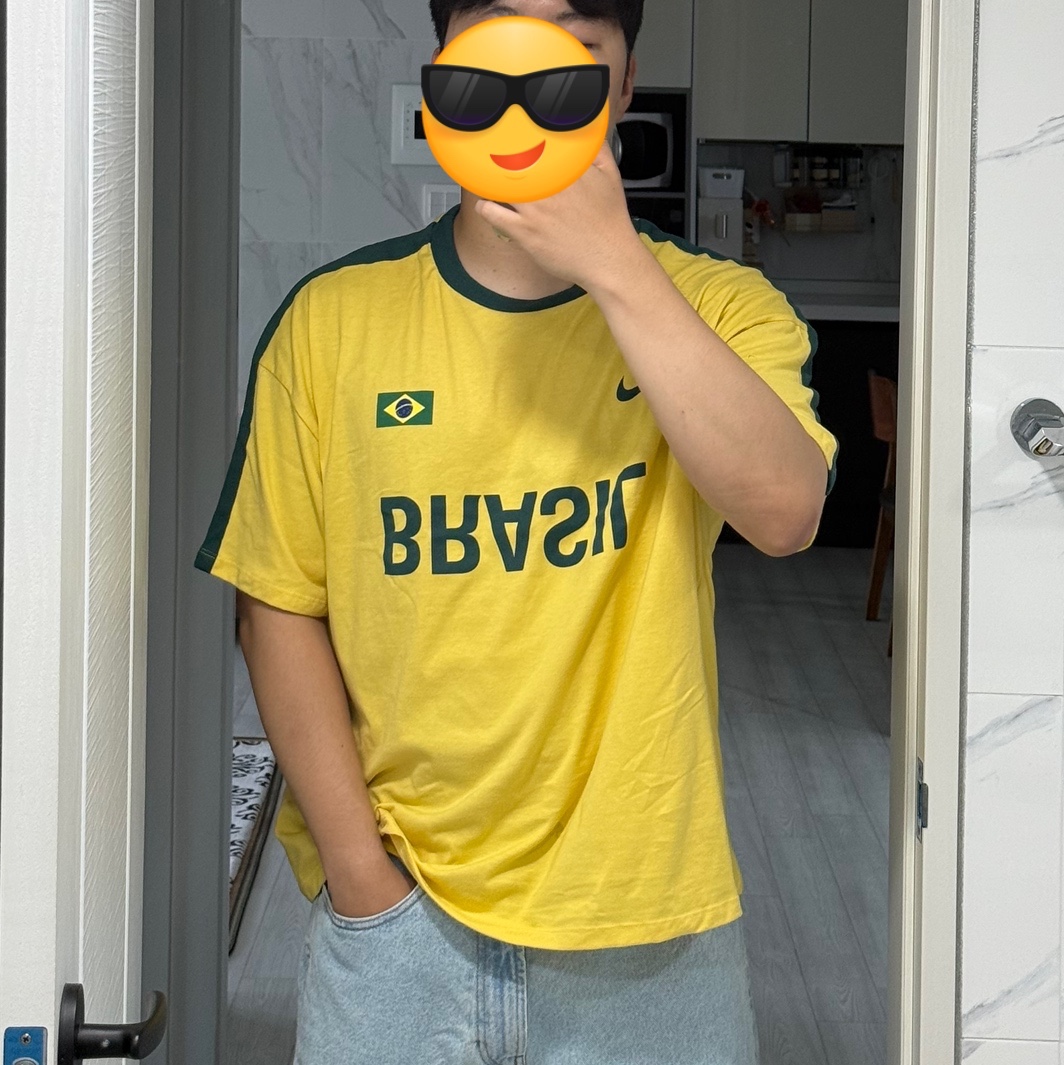 Nike x Travis Scott Cactus Jack Brasil Total 90 T-Shirt Yellow 착용 스타일