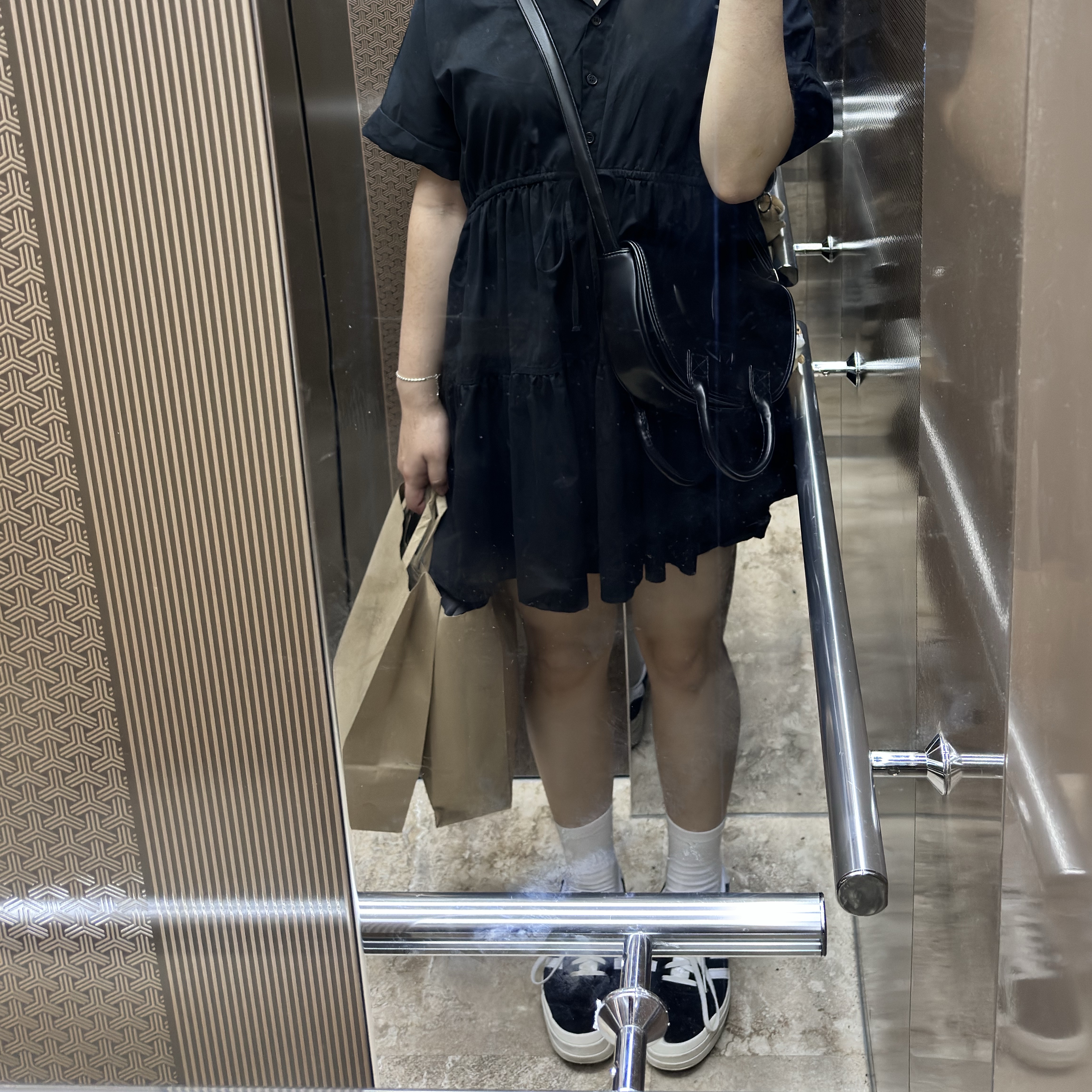 (W) Adidas Gazelle Bold Core Black Cloud White 착용 스타일