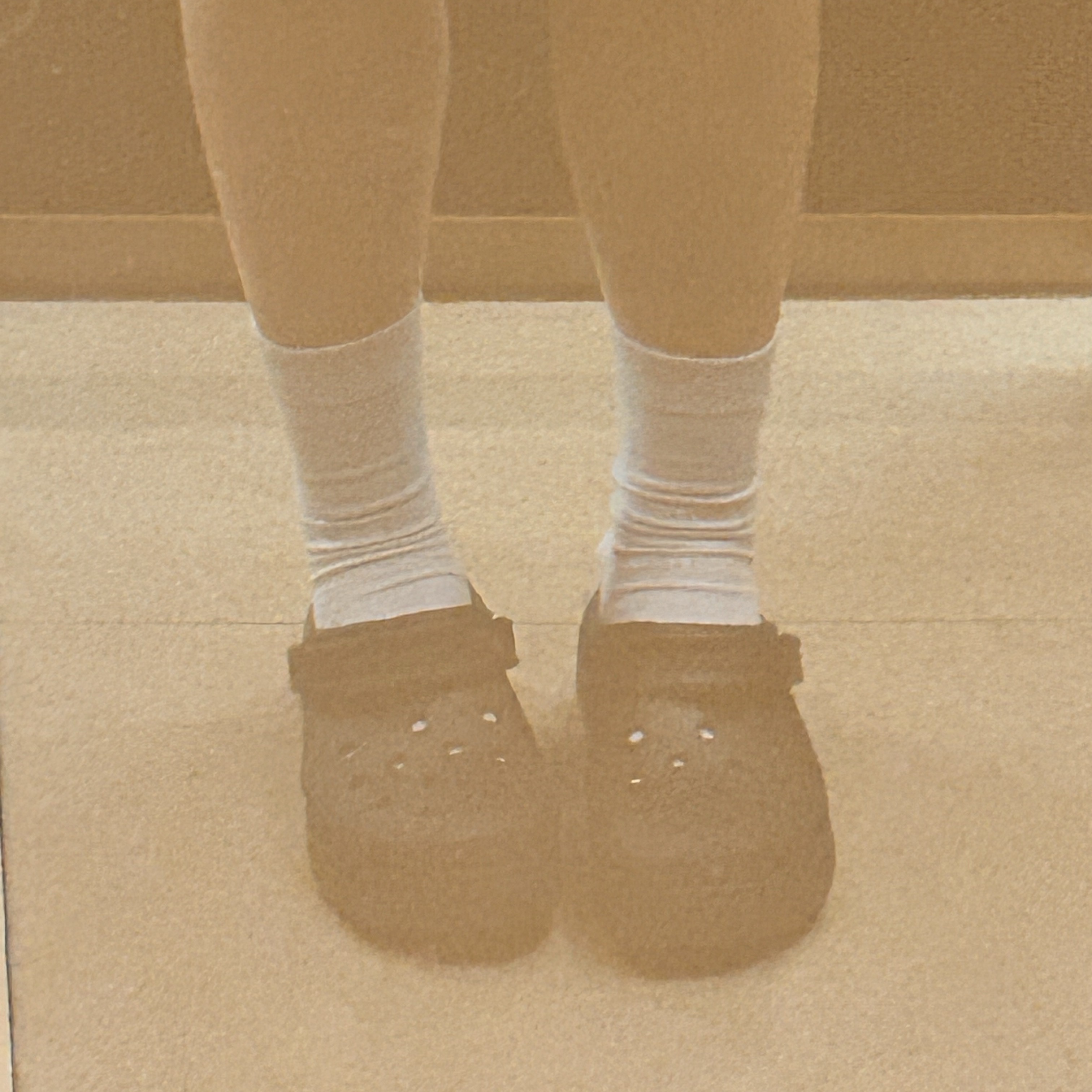 (W) Crocs Classic Platform Clog Black 착용 스타일 - 1