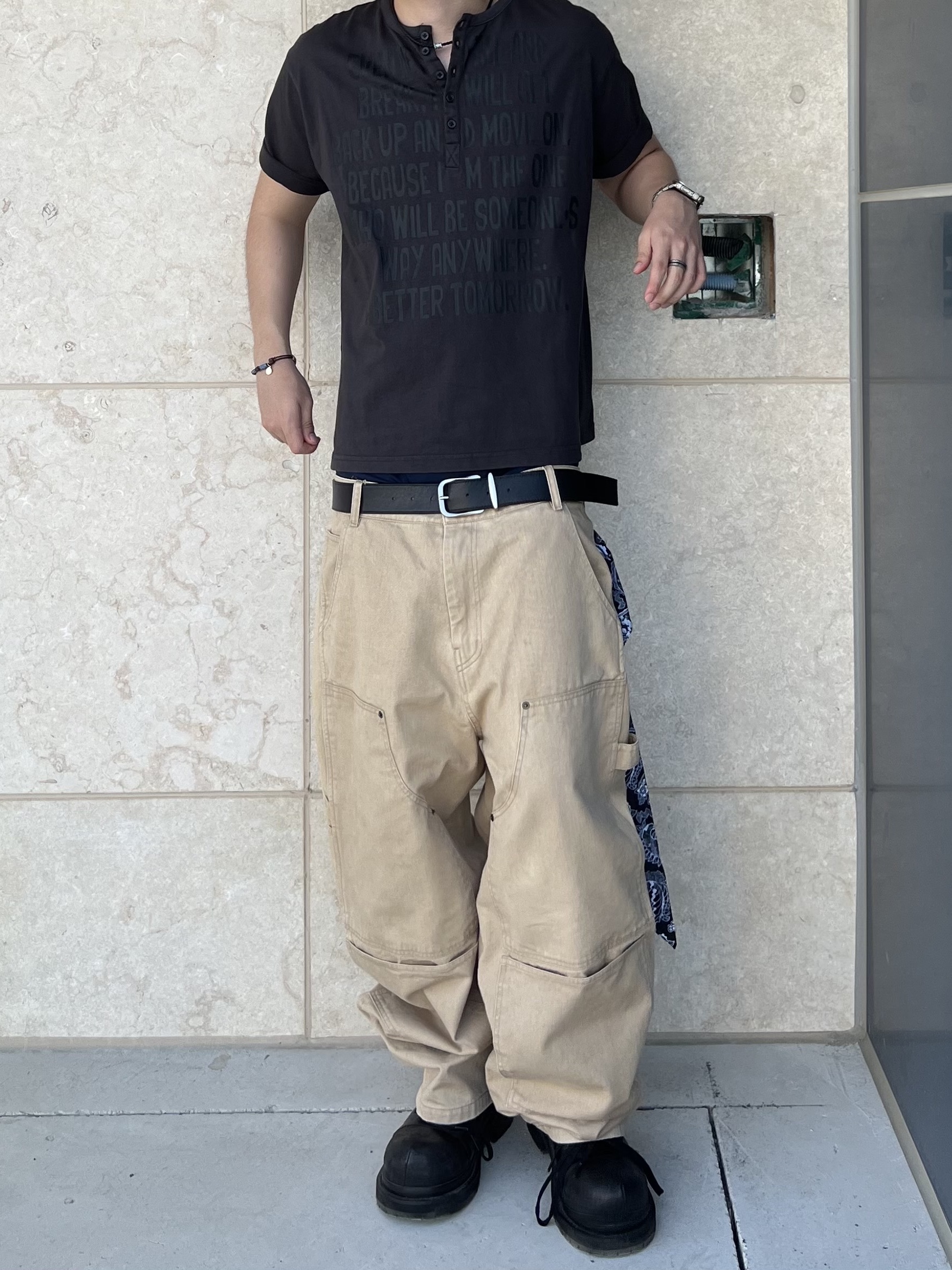 Farfromwhat Bold Twist Buckle Leather Belt, Aoiro Cutted Double Knee Pants Tan 착용 스타일 - 6