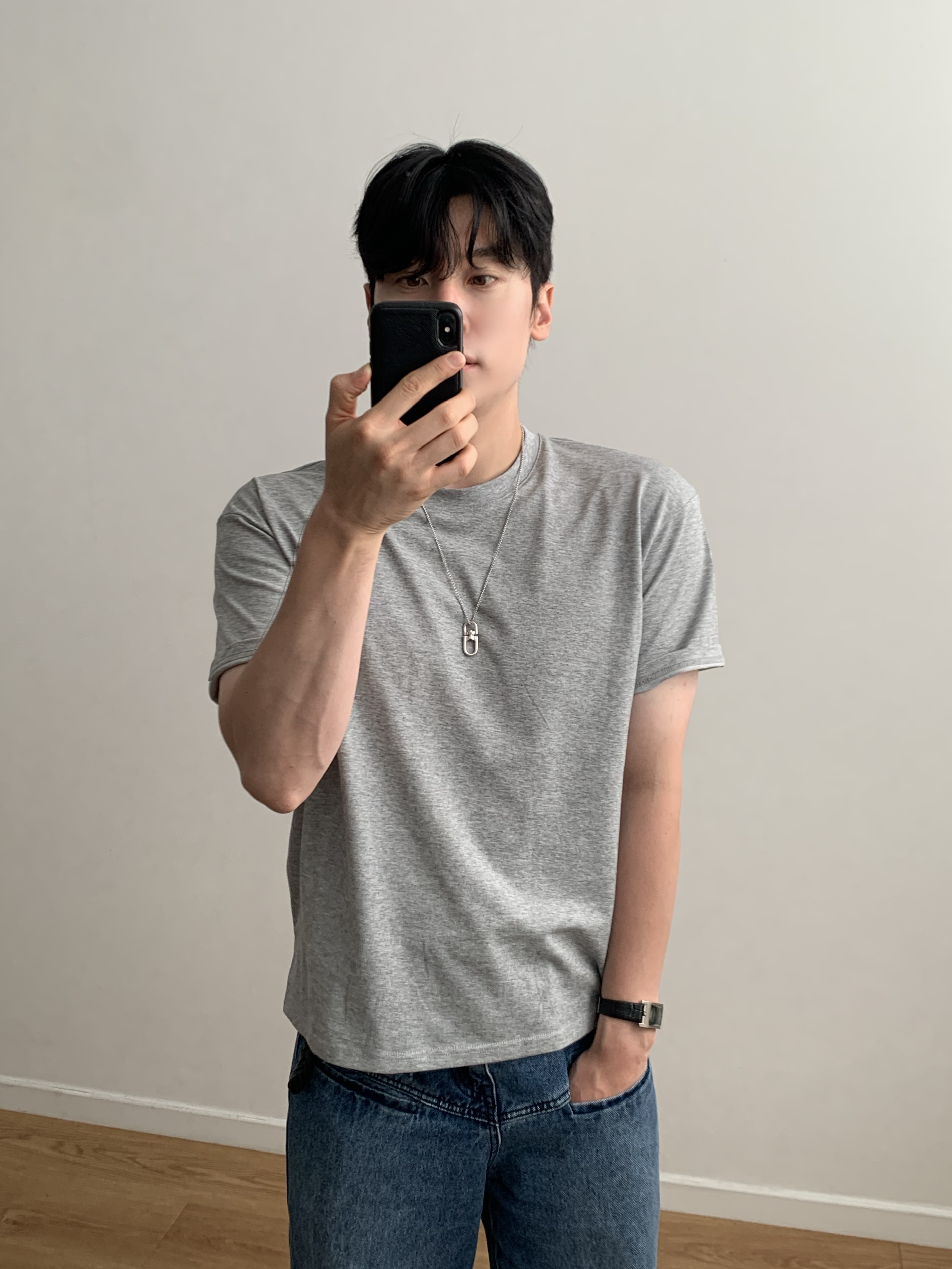 NUART STUDIO Flow Crop Short Sleeve Melange Gray 착용 스타일 - 2