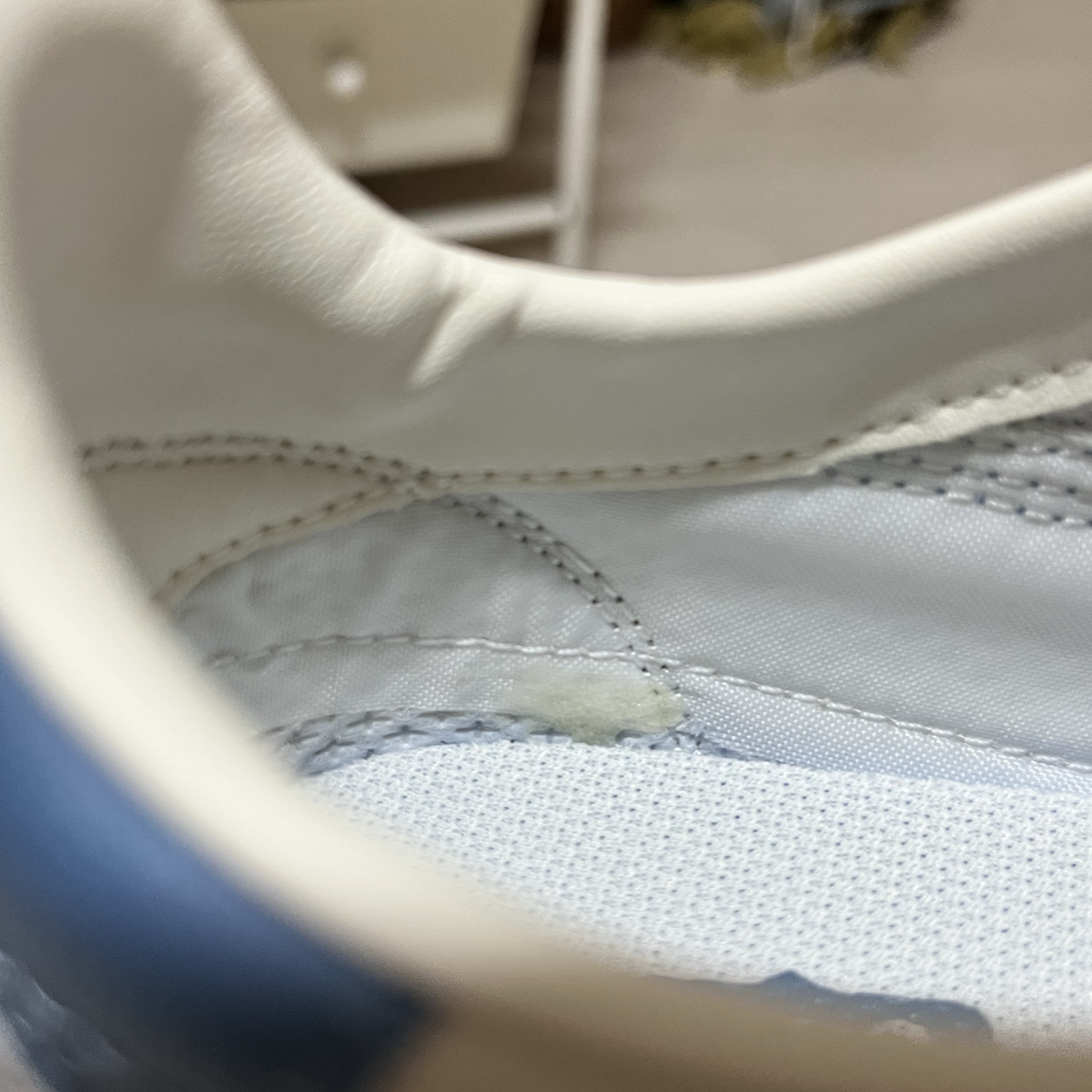 Onitsuka Tiger Runspark Cream Light Blue 착용 스타일 - 1