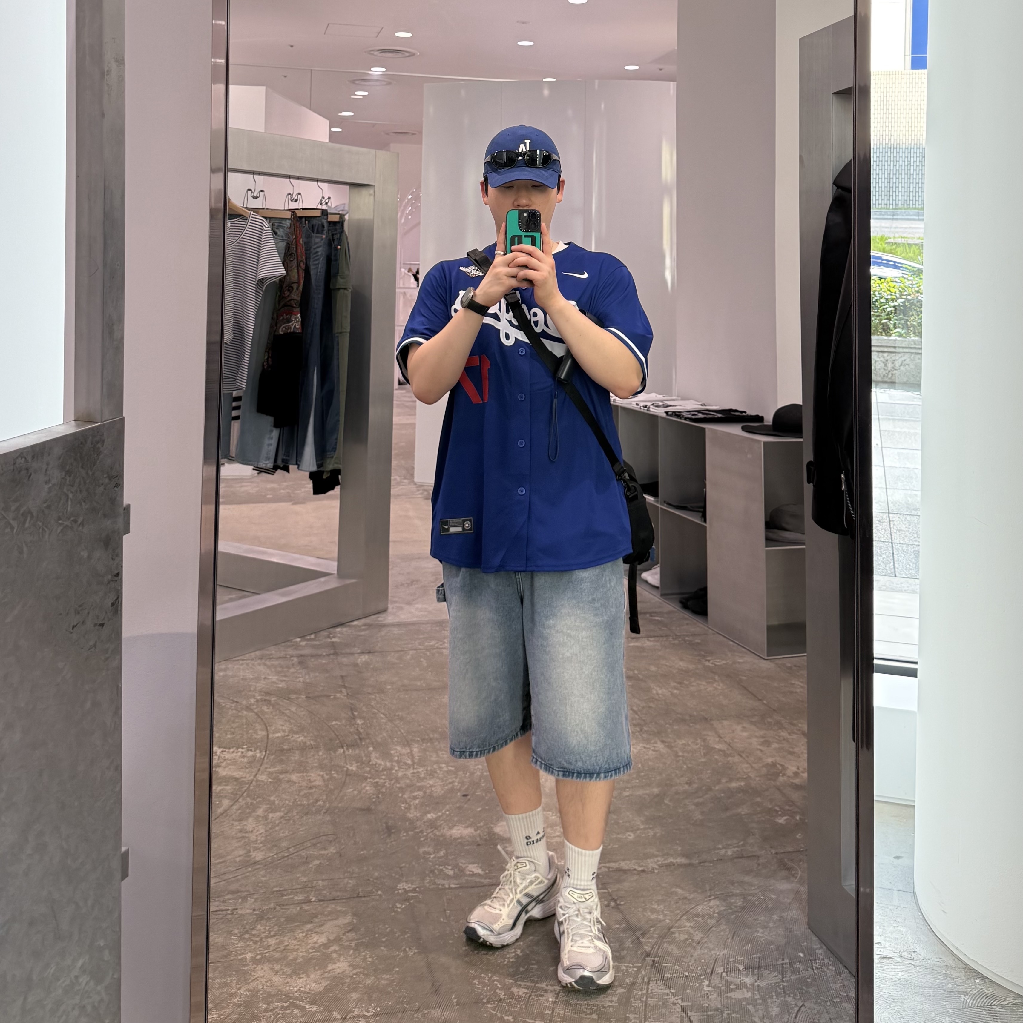 Ray-Ban DADDY-O II Polished Black Frame Green Classic G-15 Lenses, Nike MLB Los Angeles Dodgers Shohei Ohtani Alt Limited Jersey Royal 착용 스타일