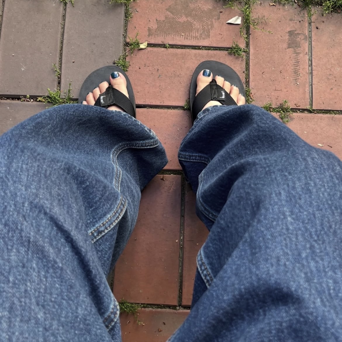 Stussy Beach Slipper Black 착용 스타일