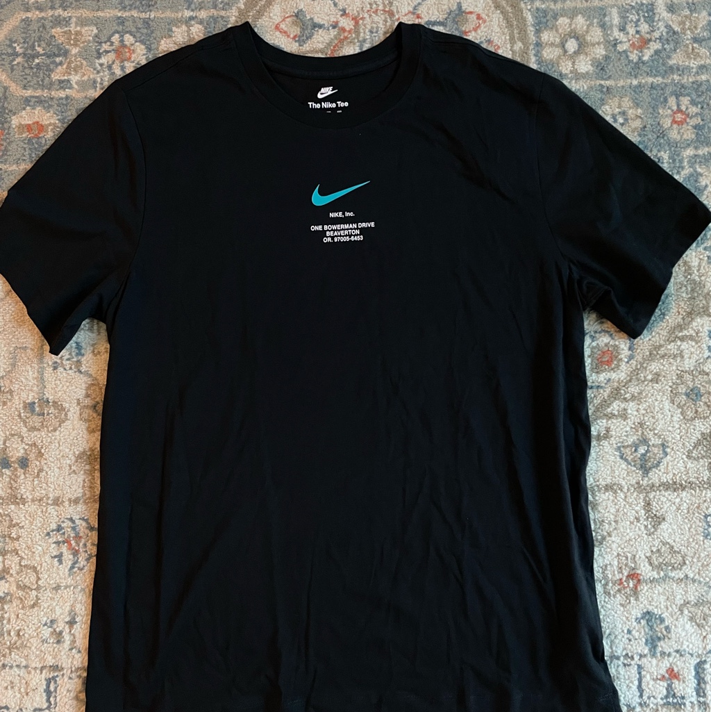 Nike NSW Athletic T-Shirt Black Dusty Cactus - Asia 착용 스타일 - 1