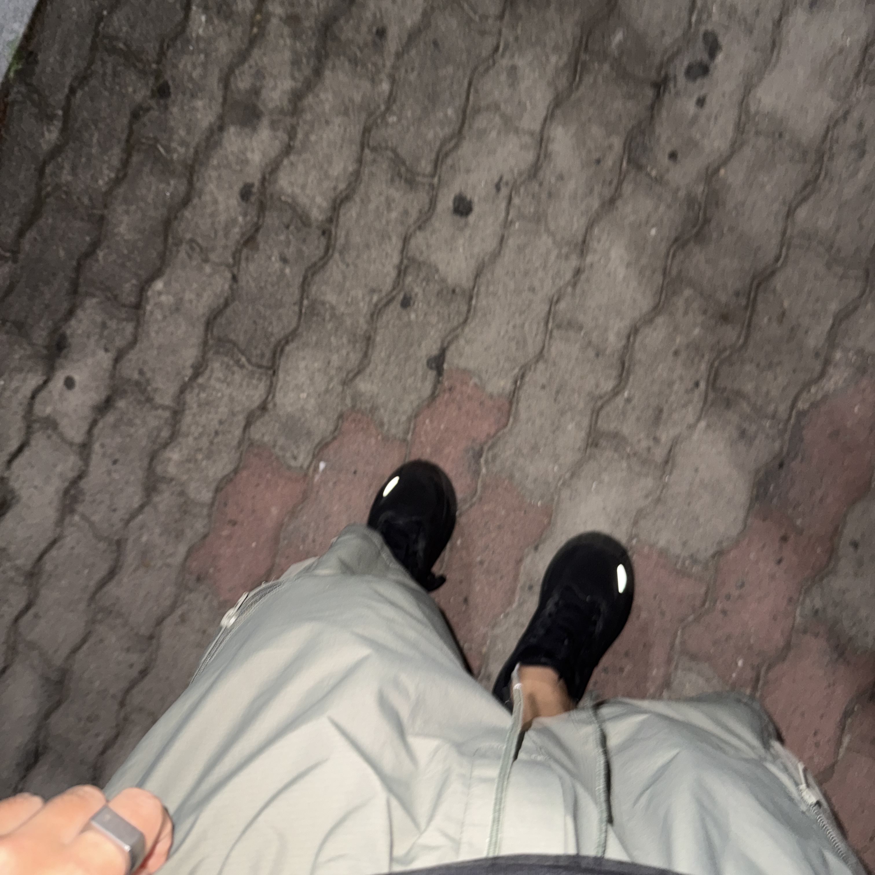 Hoka Bondi 9 Black - Regular 착용 스타일 - 2