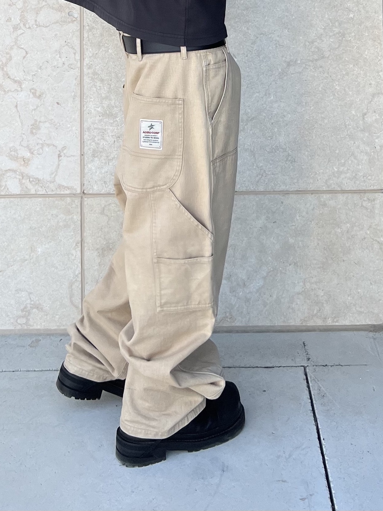 Farfromwhat Bold Twist Buckle Leather Belt, Aoiro Cutted Double Knee Pants Tan 착용 스타일 - 5