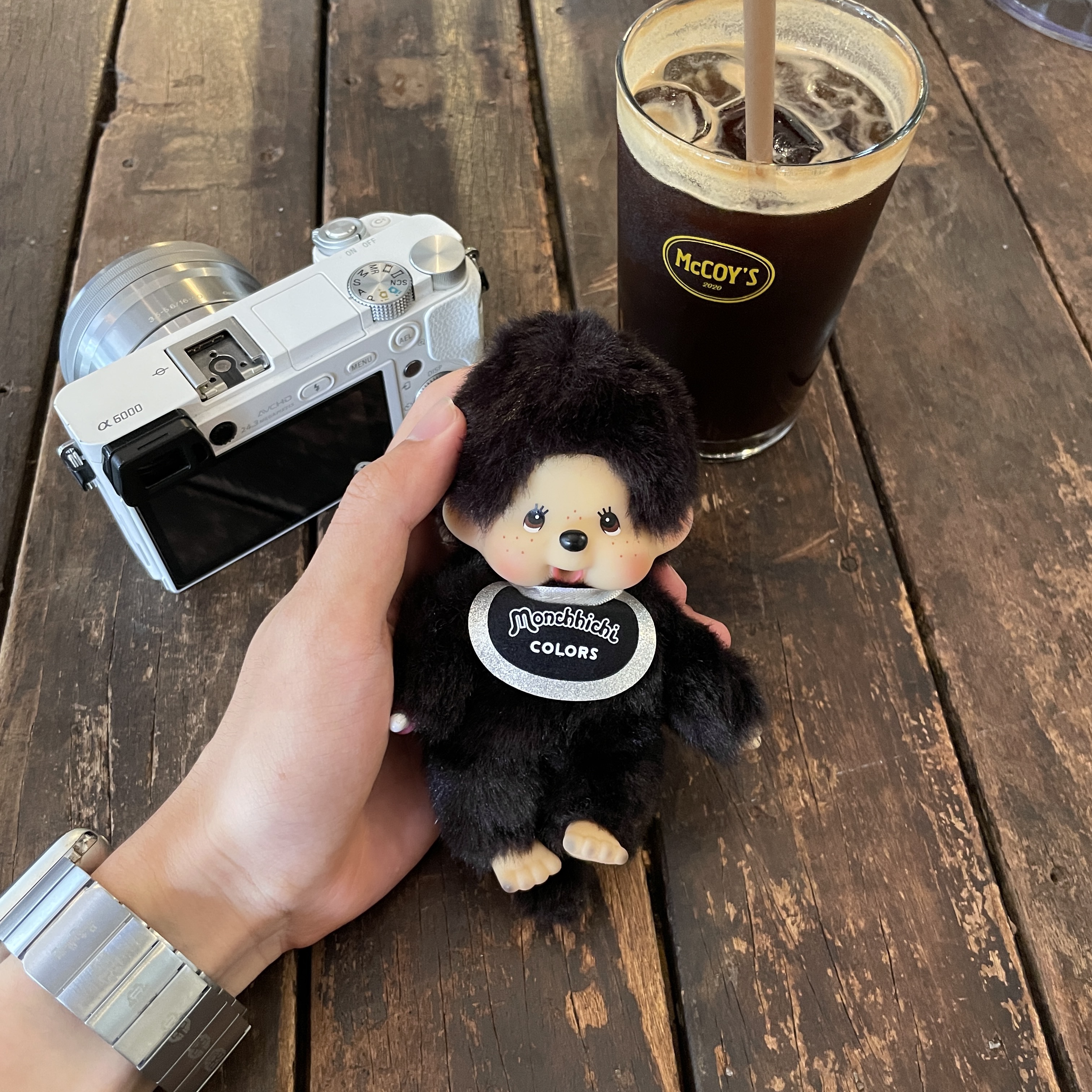 Monchhichi Colors Key Chain Black 착용 스타일 - 2