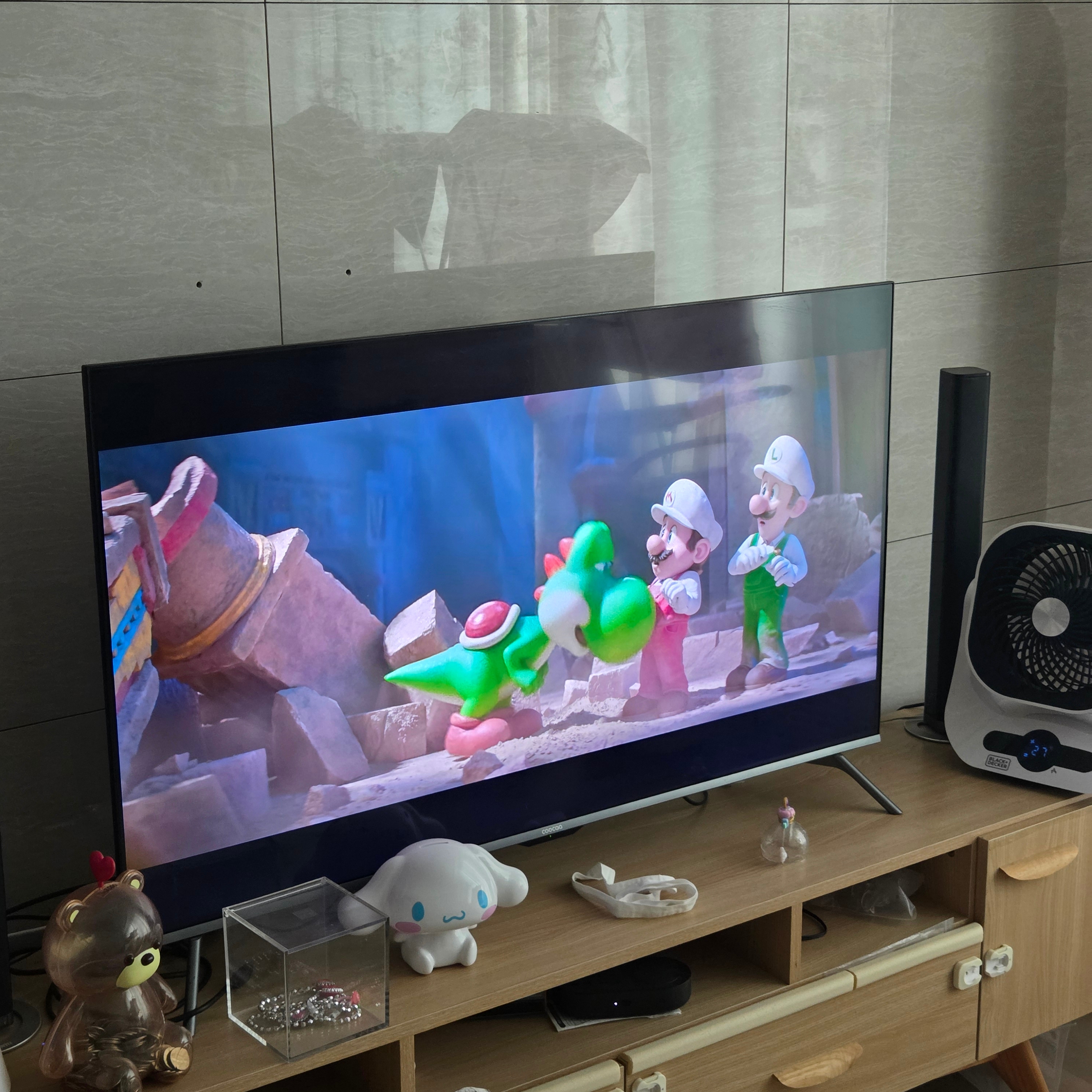 CGV x Super Mario Yoshi Popcorn Bucket 착용 스타일 - 2