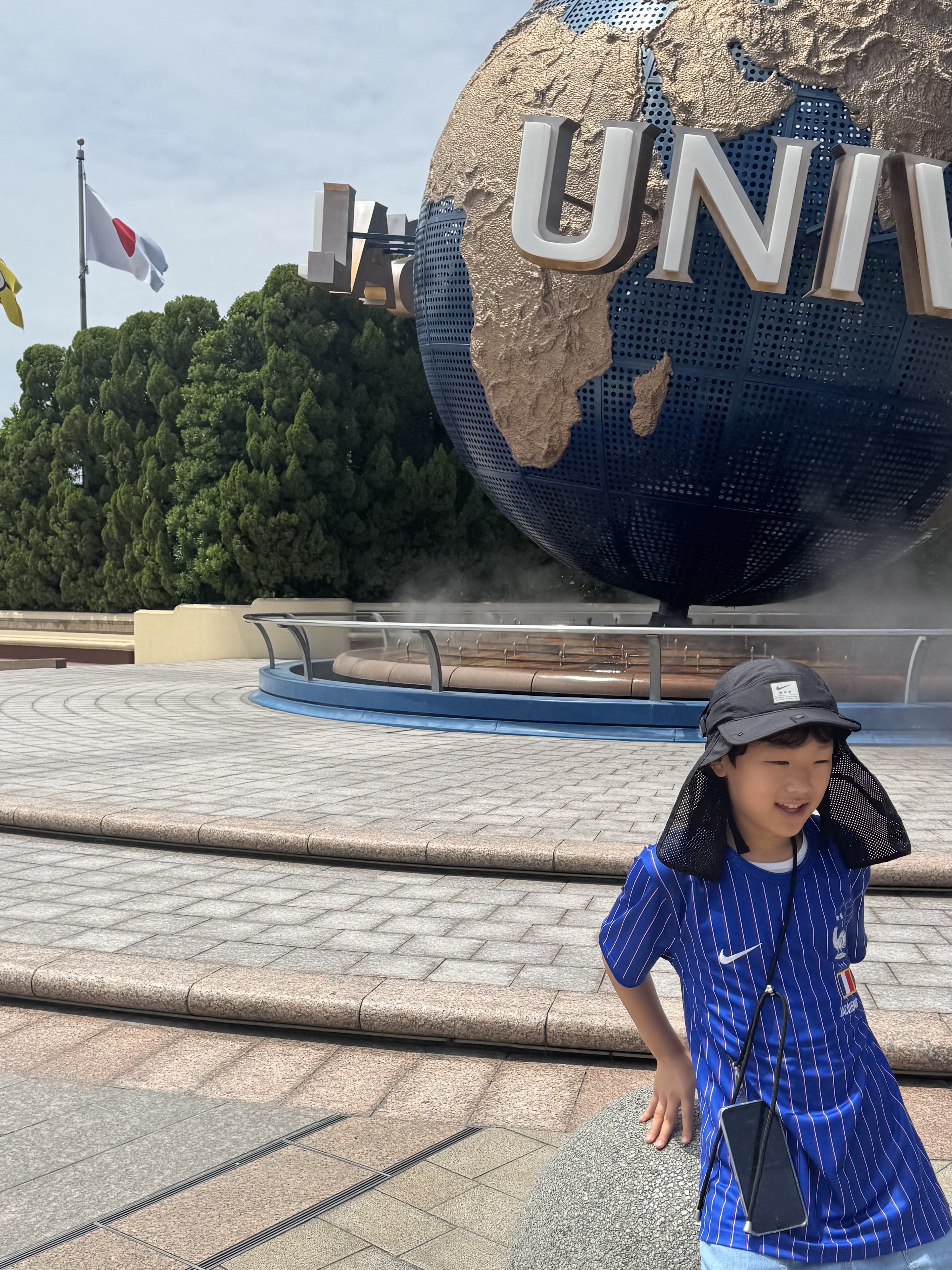 (Kids) Nike x Jacquemus France Short-Sleeve Football Top Game Royal University Red (IB5408-480), Nike x Matthew M Williams NRG AW84 Cap Black 착용 스타일 - 1