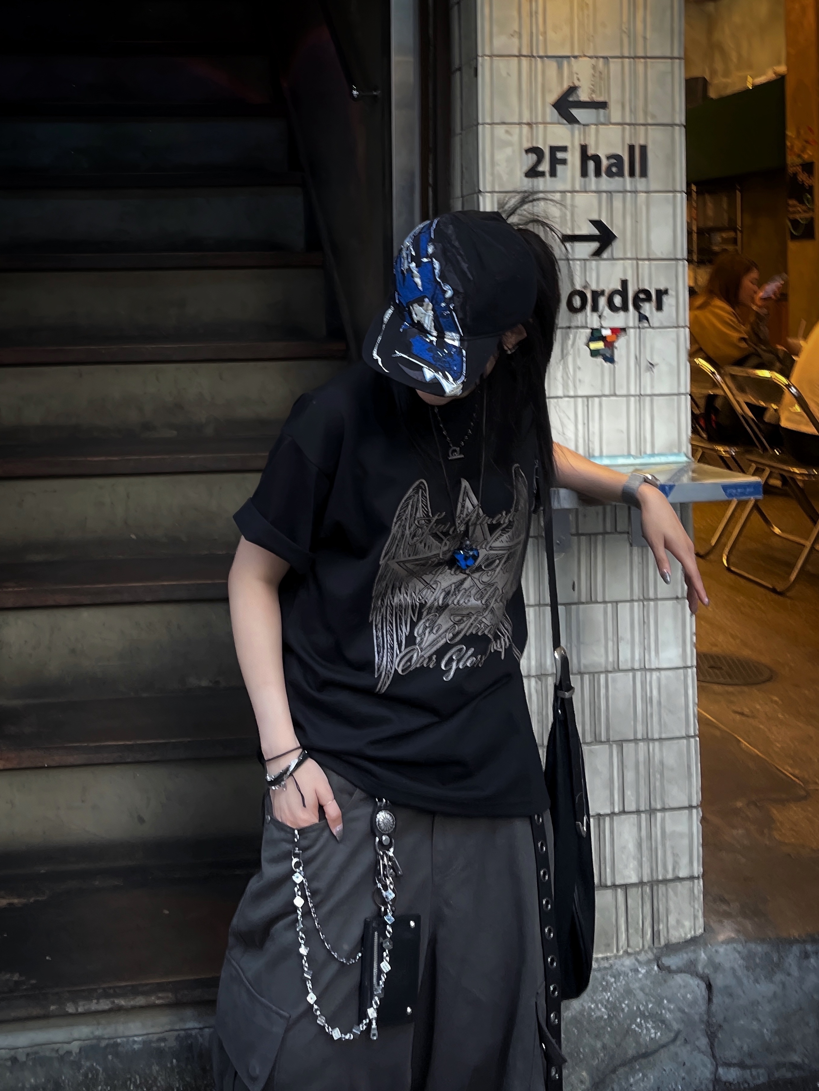 Diesel C-Eiffel Baseball Cap with Bold Oval D Black Blue 착용 스타일 - 5