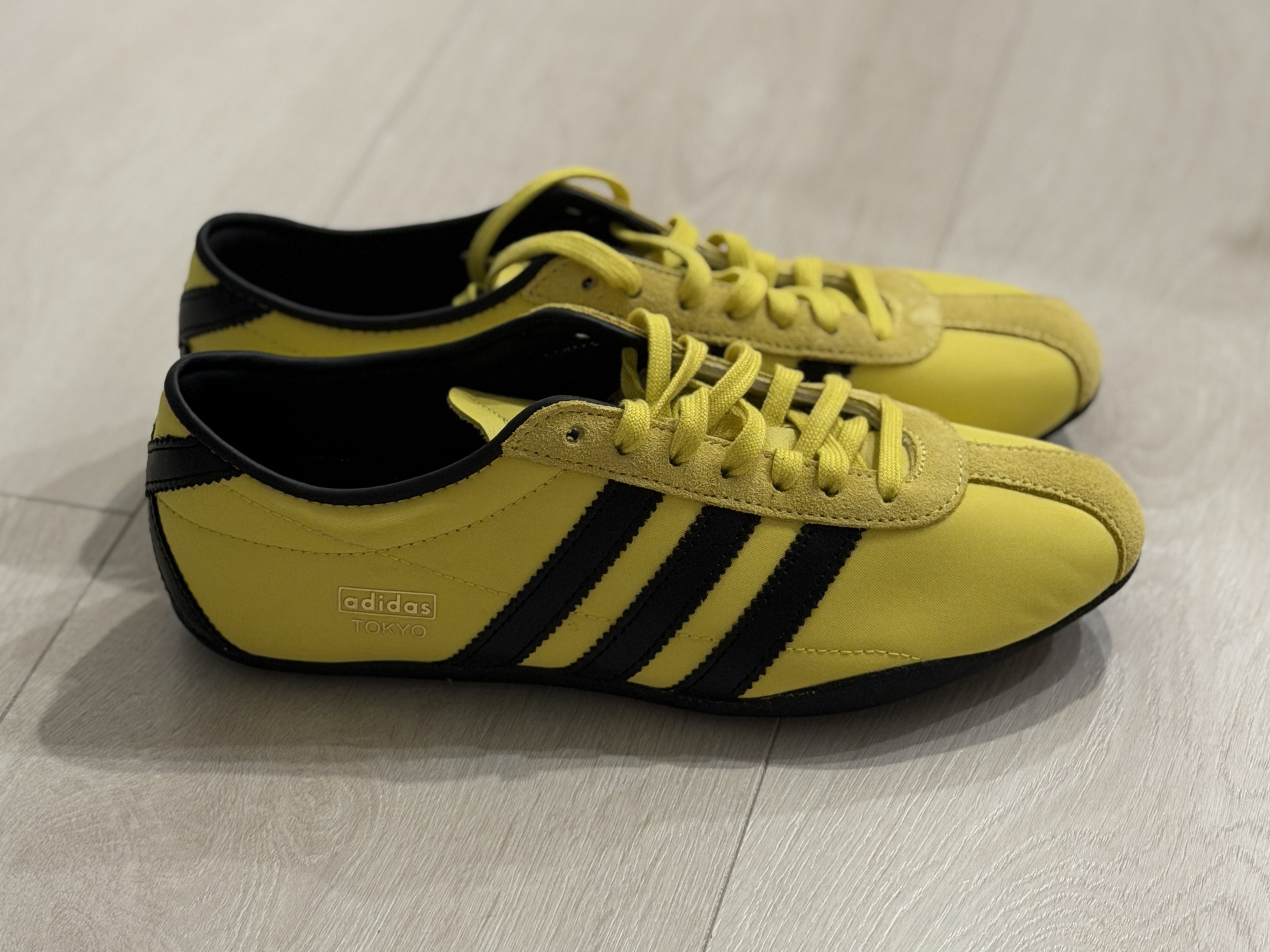 (W) Adidas Tokyo Pure Sulfur Dark Brown 착용 스타일