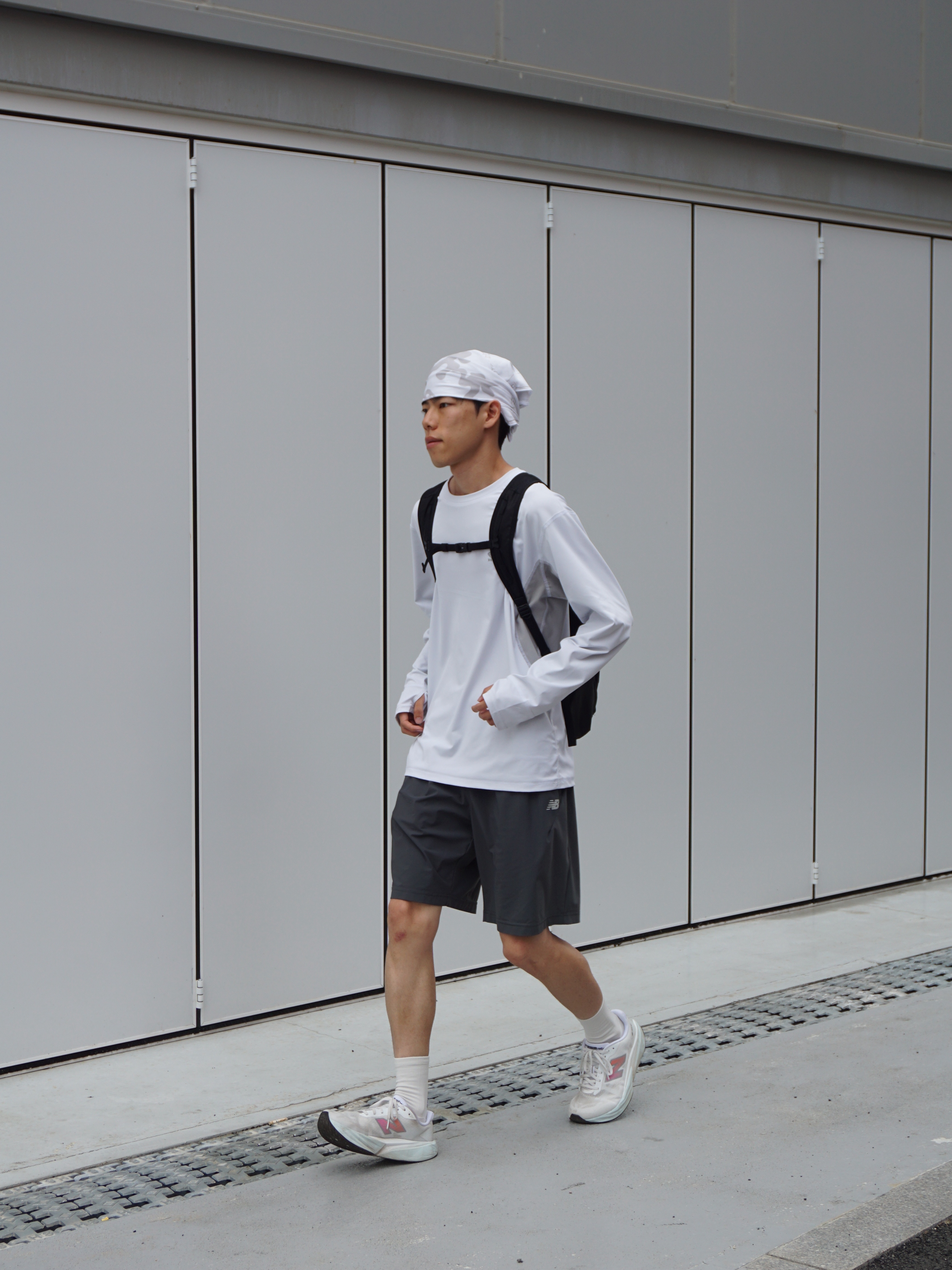 Honda Speed Run Long Sleeve Light Gray, New Balance FuelCell Rebel v5 NB 103 White Pink Heat - 2E Wide 착용 스타일 - 2