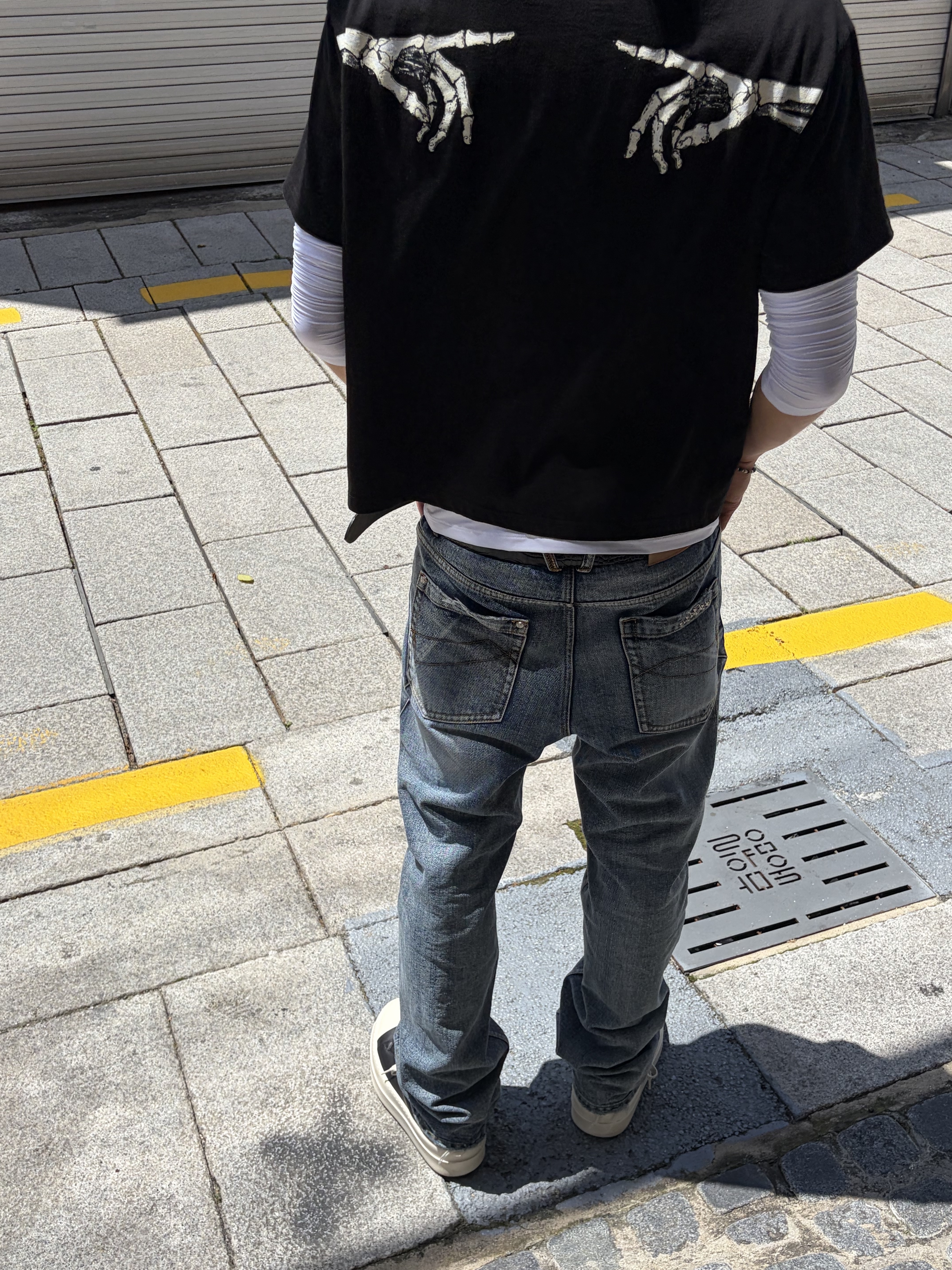 Rick Owens Mega Bumper Sneakers Black Milk, [트리플적립] PACOSPLY Allday Jeans Blue 착용 스타일 - 2