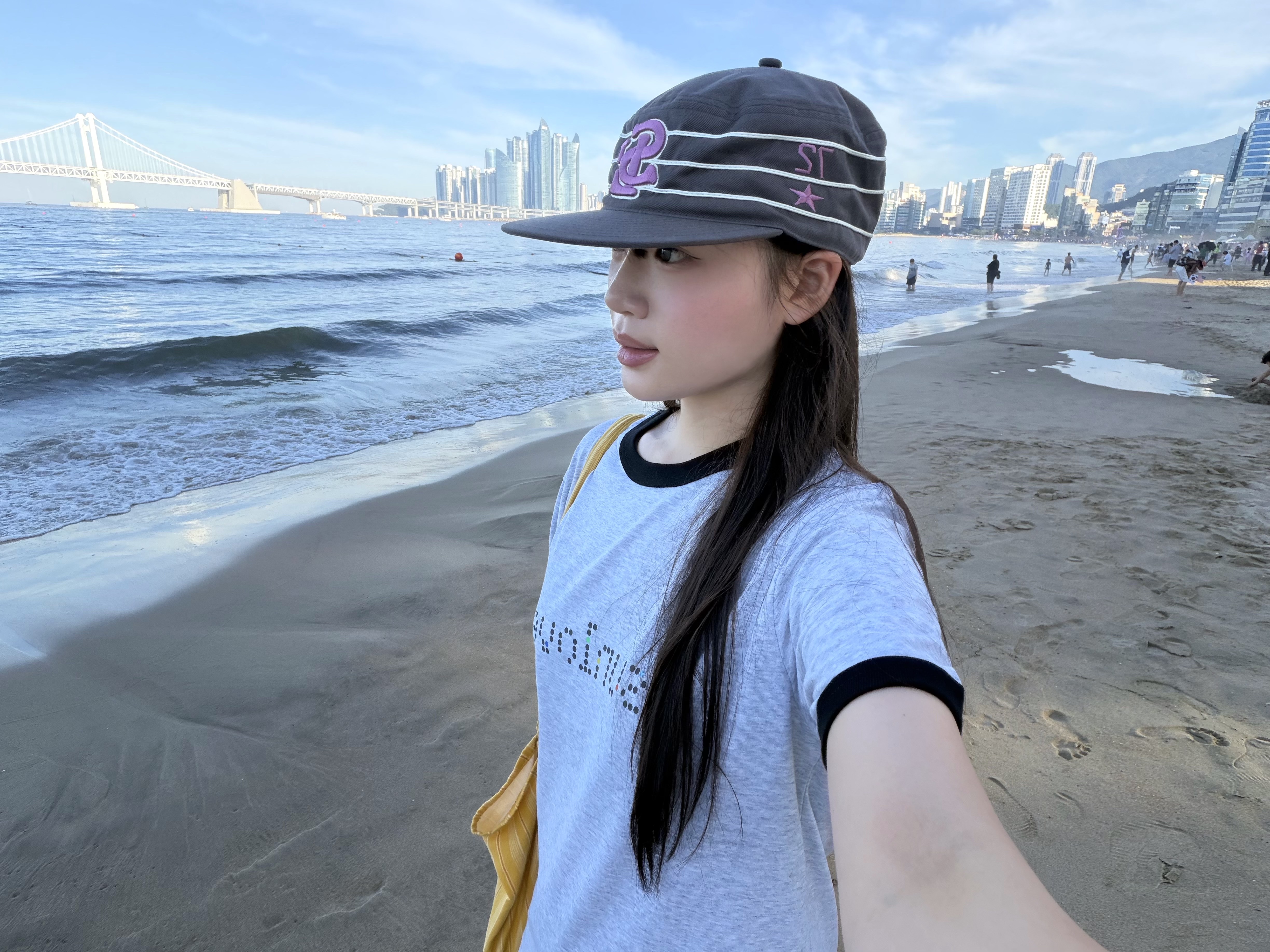 [더블적립] sunlovetour SLT Pillbox Cap Brown, [더블적립] sunlovetour Dots Ringer Tee Heather Grey 착용 스타일