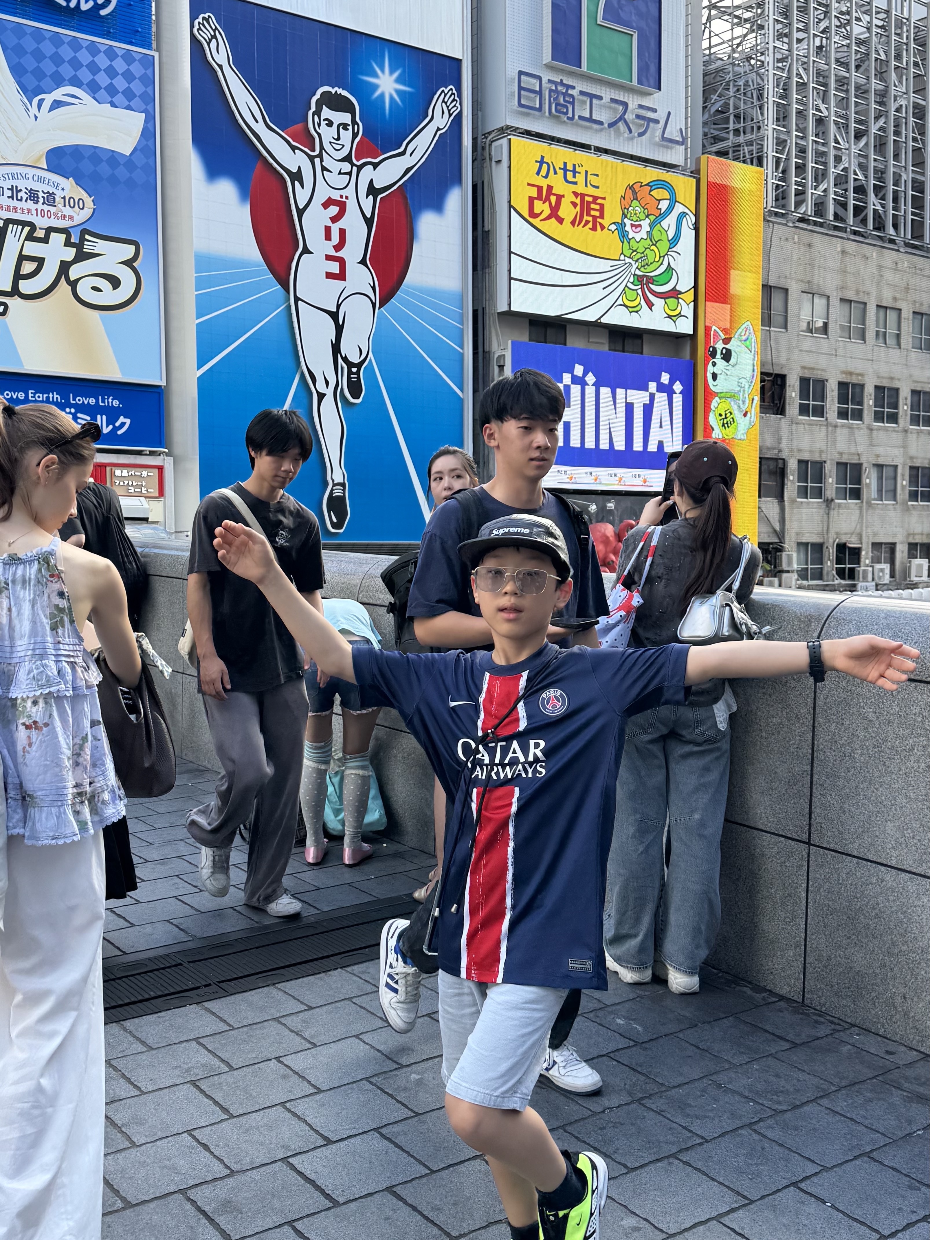 Supreme Washed Chino Twill Camp Cap Leopard - 23FW, Nike Paris Saint-Germain 2024/25 Dri-Fit Stadium Home Replica Jersey Midnight Navy (Non Marking Ver.) 착용 스타일 - 5