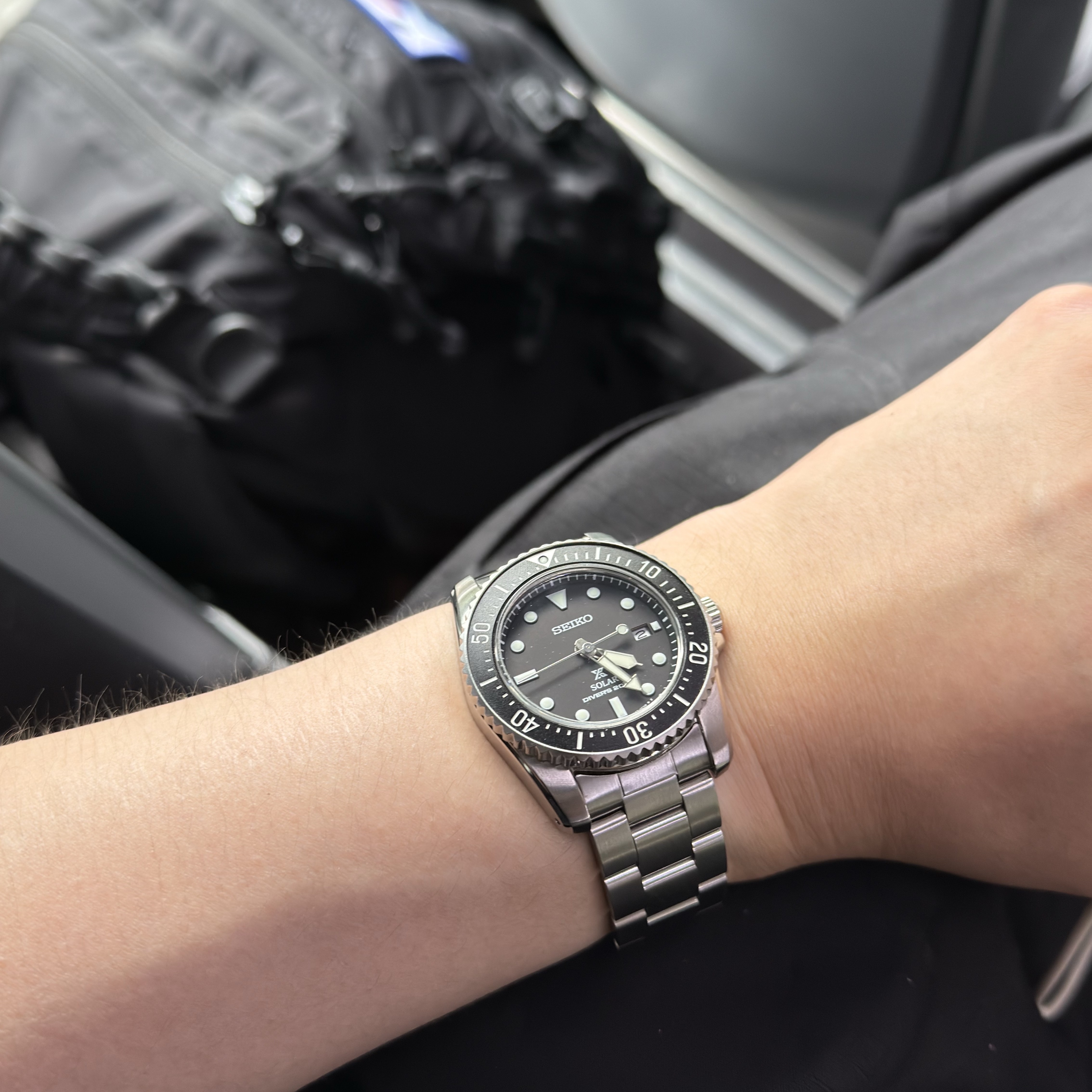 Seiko Prospex SNE573/SBDN075 38.5mm Black 착용 스타일 - 1