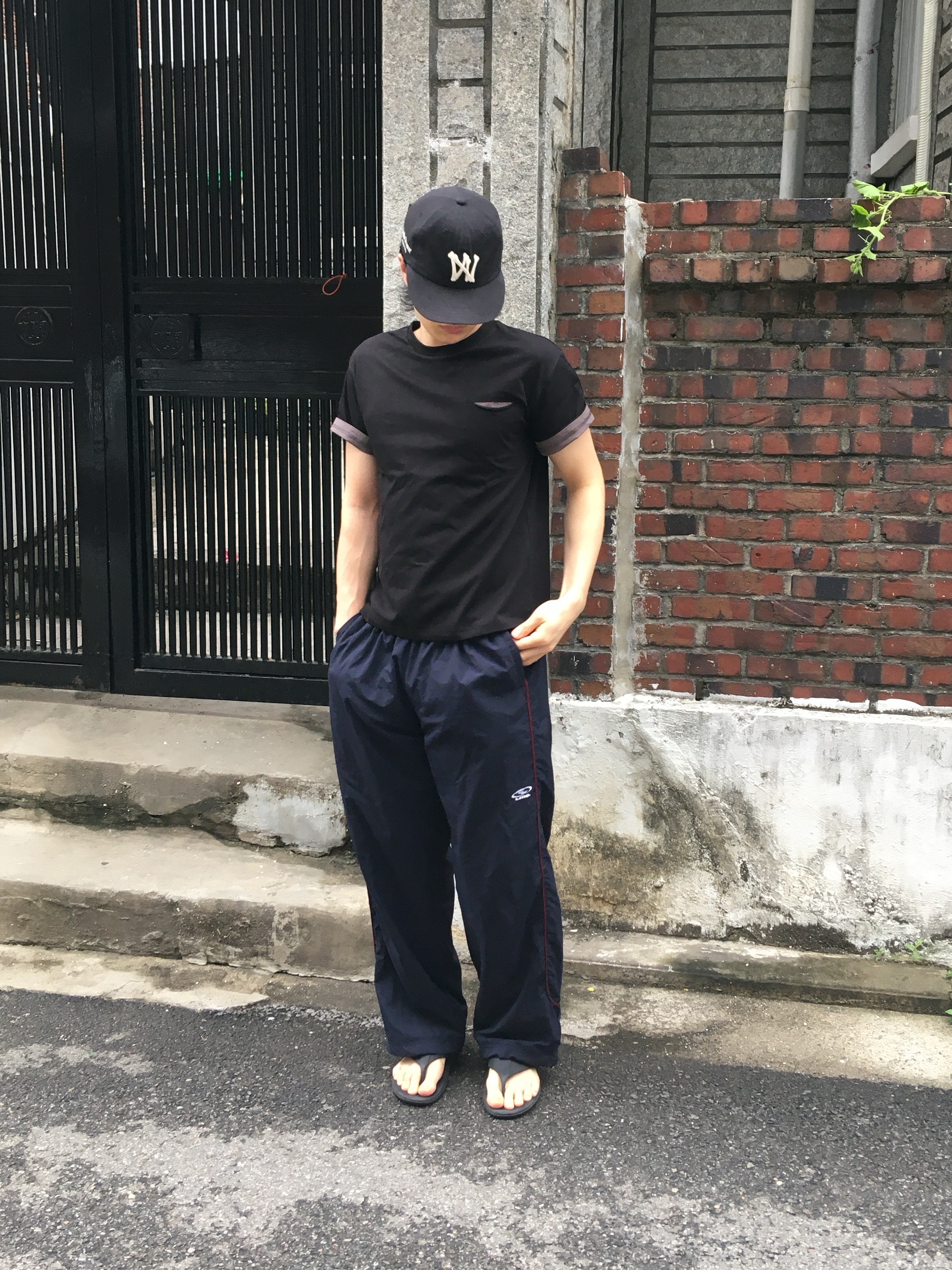 Aoiro 6-Panel Bone A/N Cap Black 착용 스타일