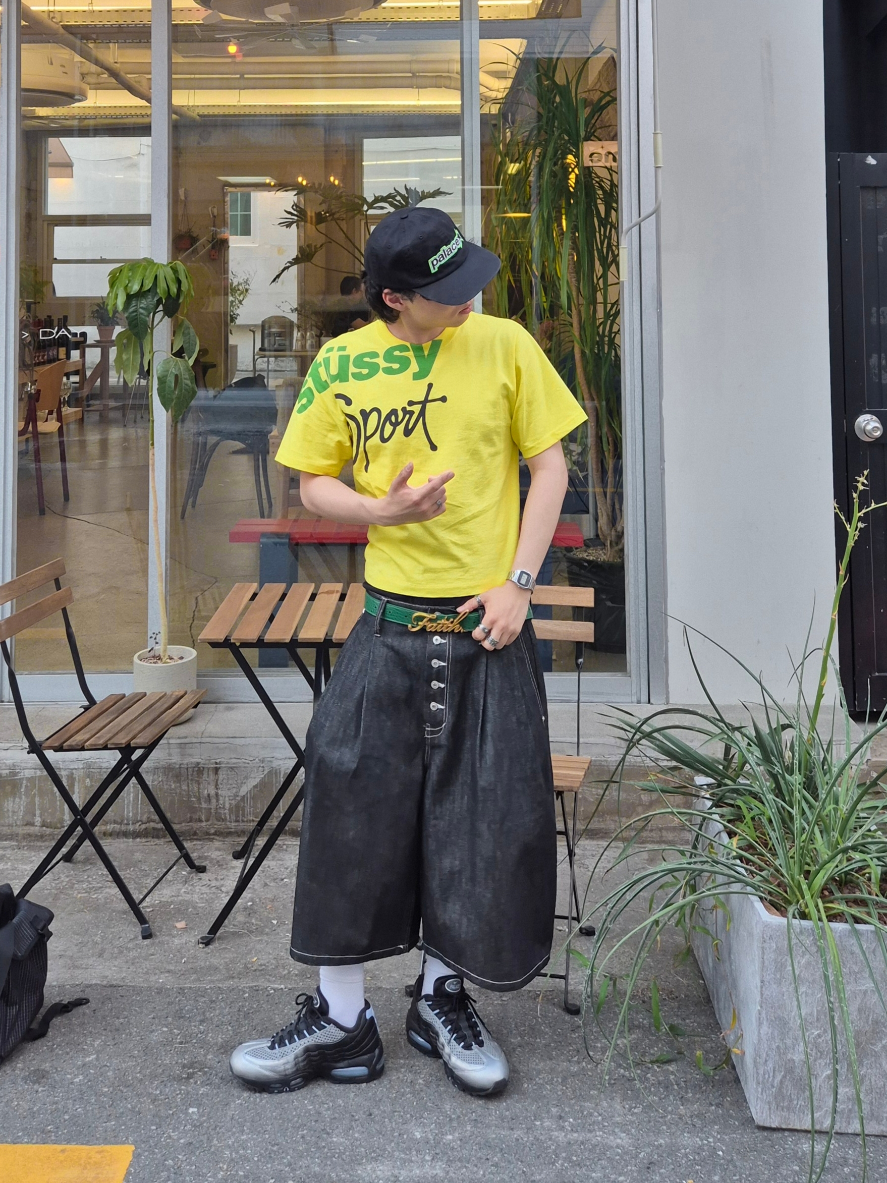 Palace P Star 6-Panel Black - 26SS, Stussy Sport Stone Washed T-Shirt Lemon 착용 스타일