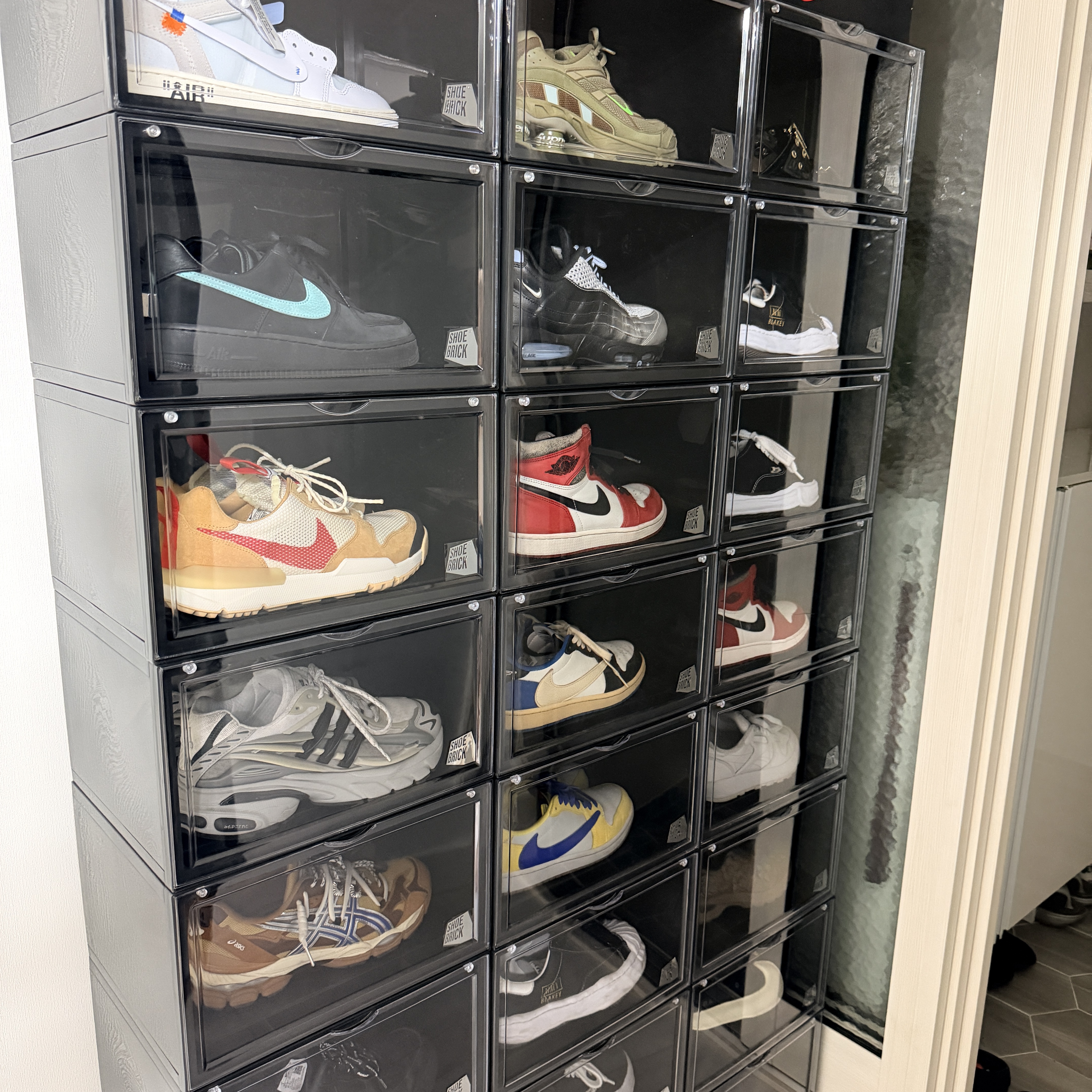 Nike x Tom Sachs Mars Yard Shoe 3.0 Space Camp, Nike x Palace Air Max 95 Metallic Silver Aluminum 착용 스타일
