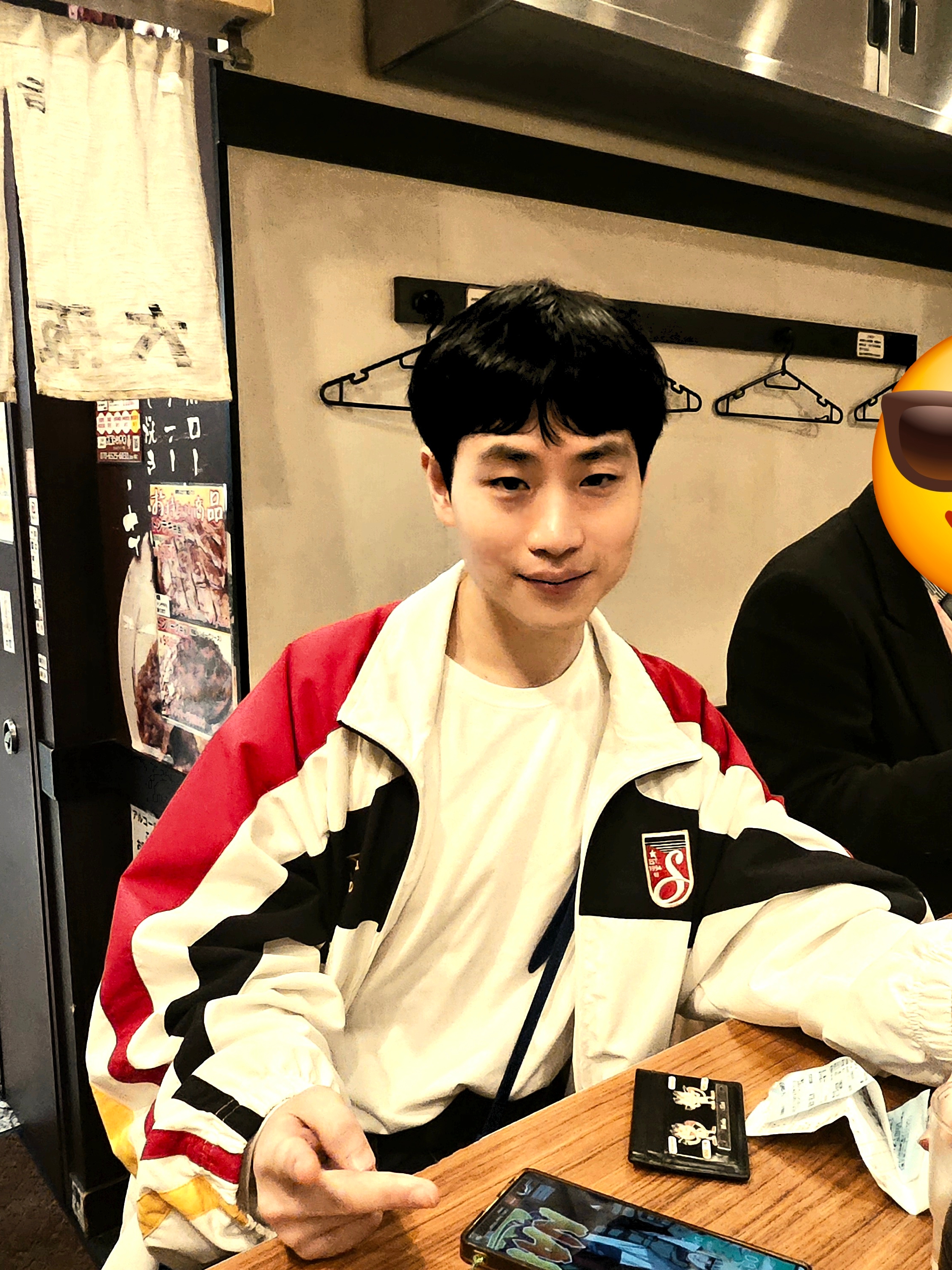 Ader Error Sig; TRS/BL Tag Polo T-Shirt 01 Oatmeal, Ader Error Shopper Bag Blue 착용 스타일 - 9
