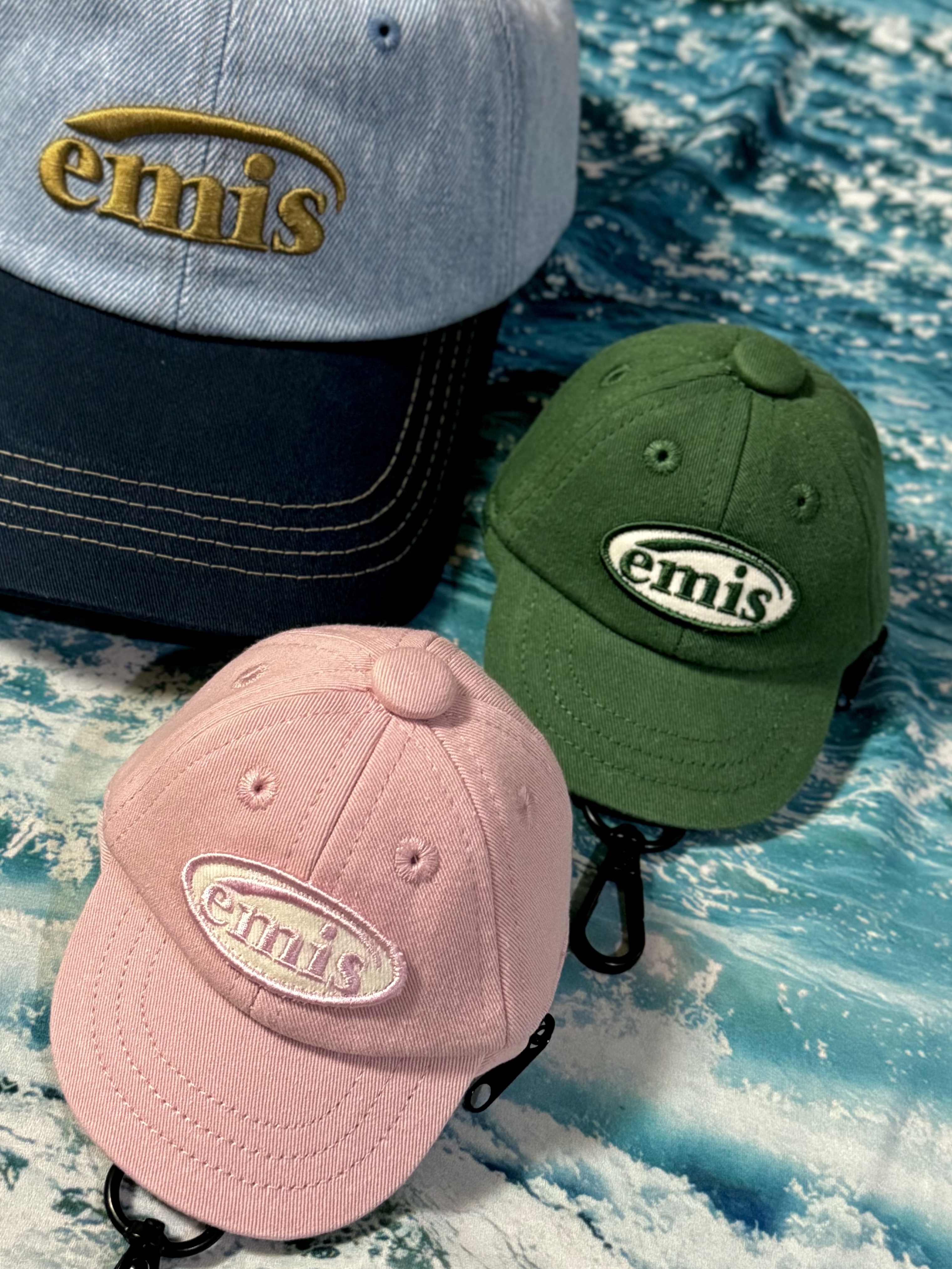 Emis Ball Cap Pouch Keyring Pink, Emis Ball Cap Pouch Keyring Green 착용 스타일 - 4
