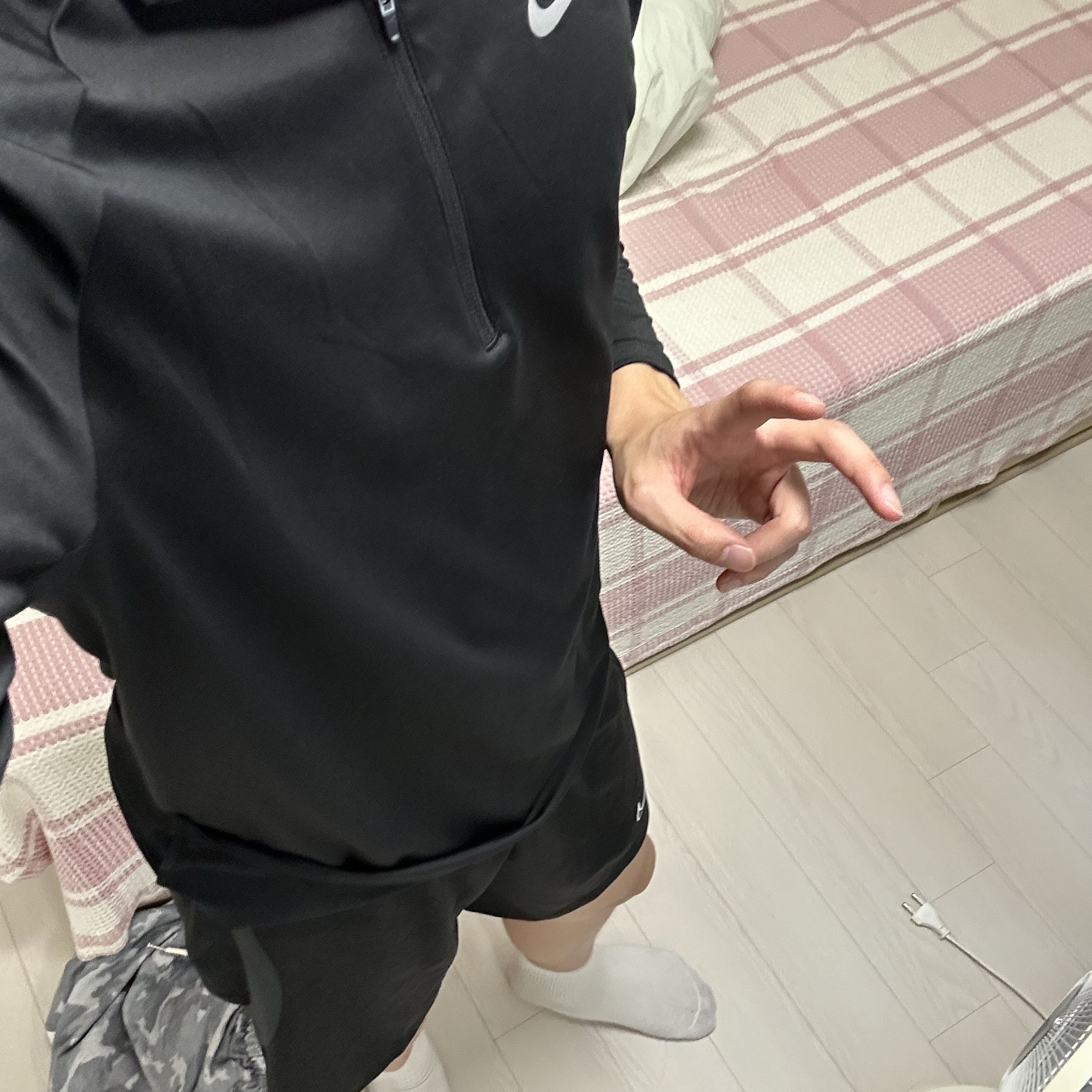 Nike Stride Dri-Fit 1/4 Zip Running Top Black- Asia 착용 스타일