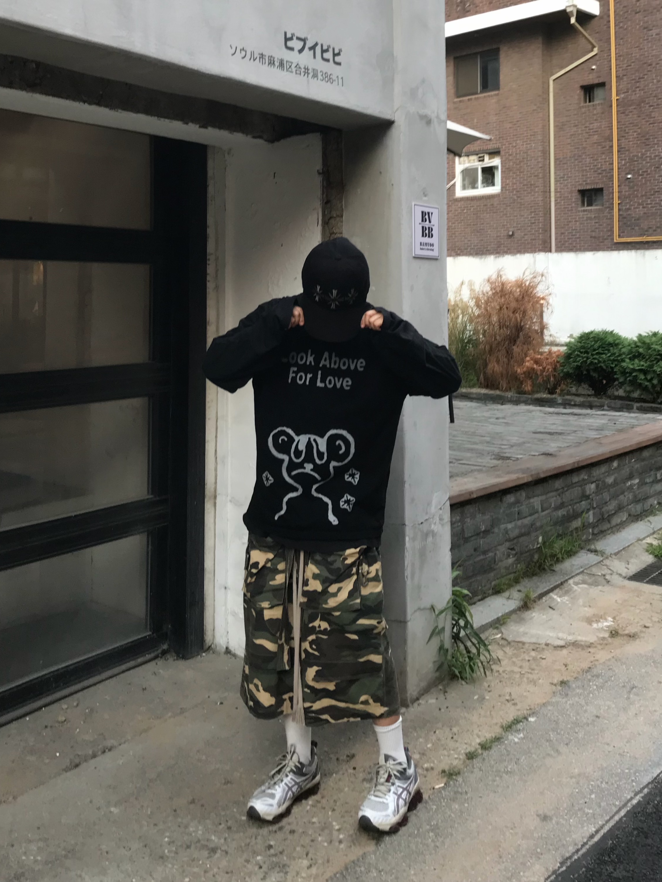 Wapworks Field Safety Bermuda Camo 착용 스타일 - 2